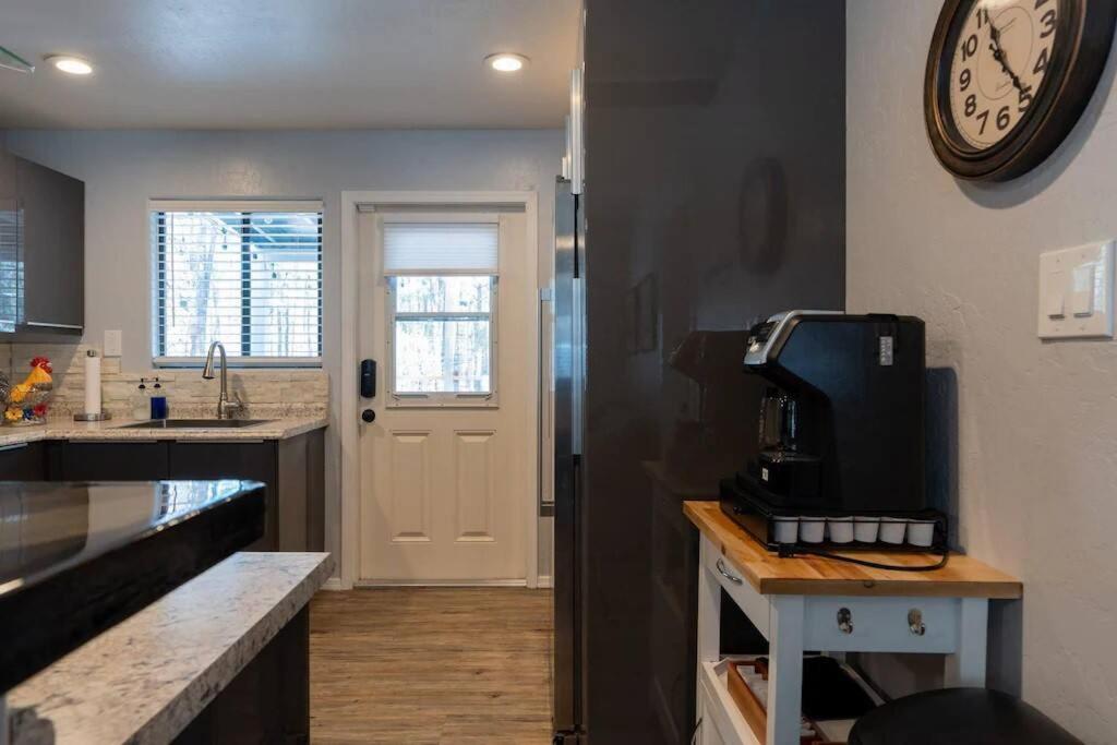 Billy Creek Cottage-Pets Welcome