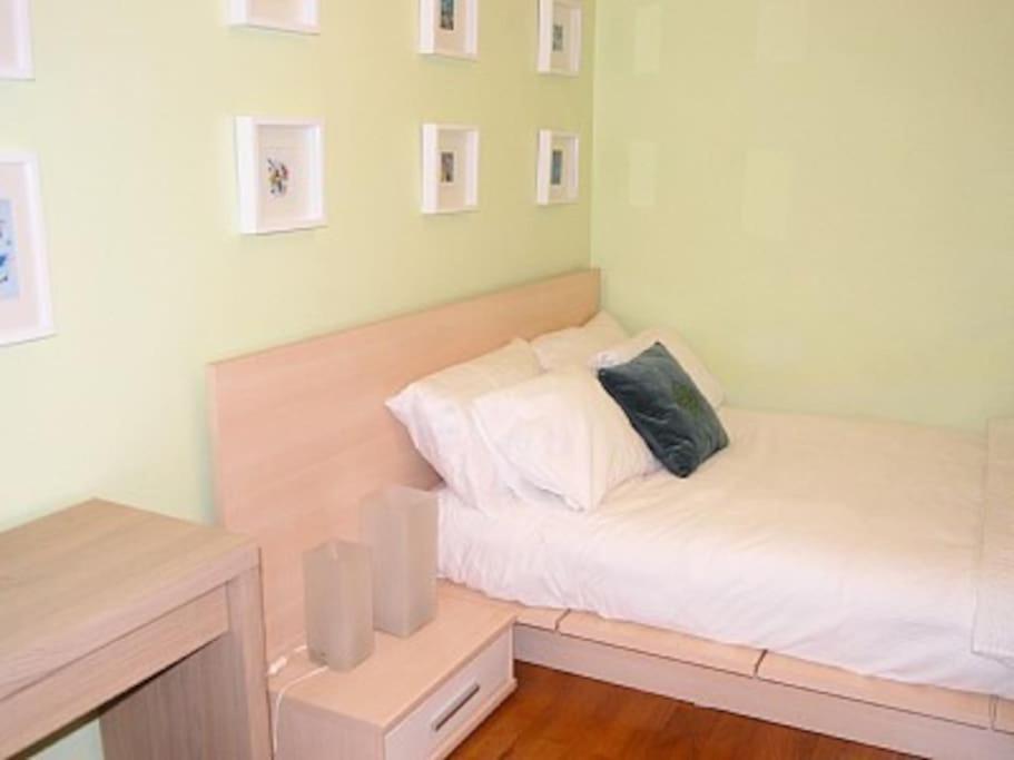 Zen Central Apartment