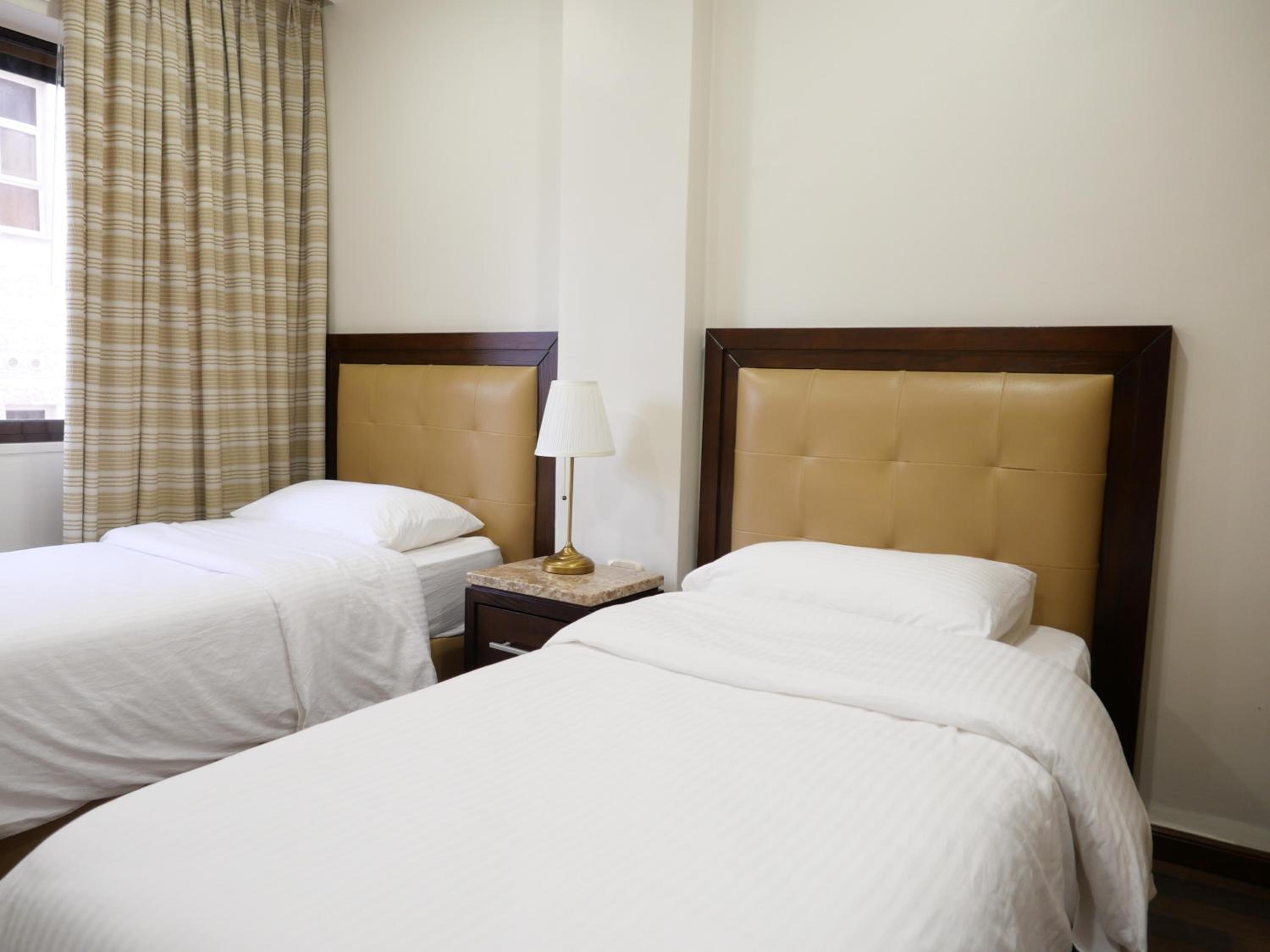 Granada Suites Hotel