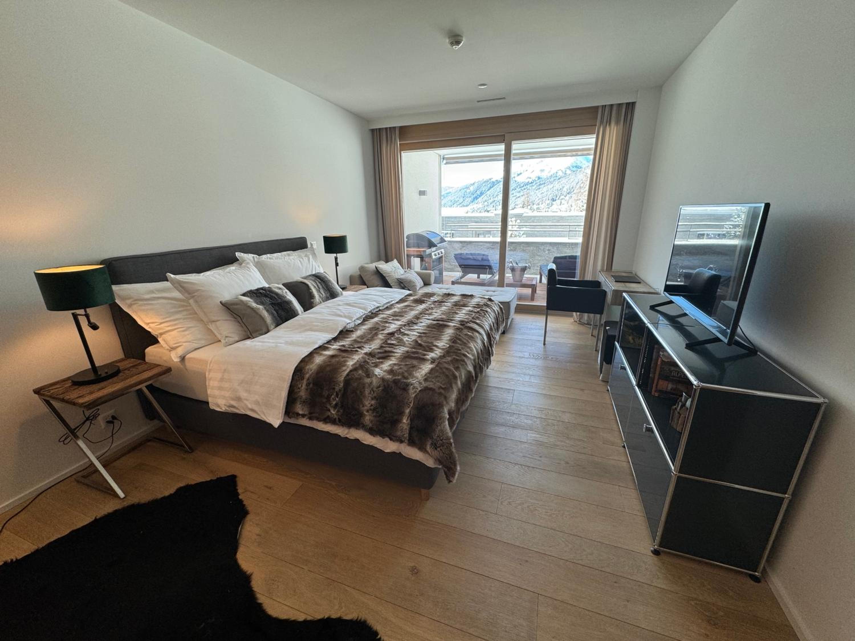Alpine Luxury Apartment Davos with Spa Access to 5 Star Hotel
