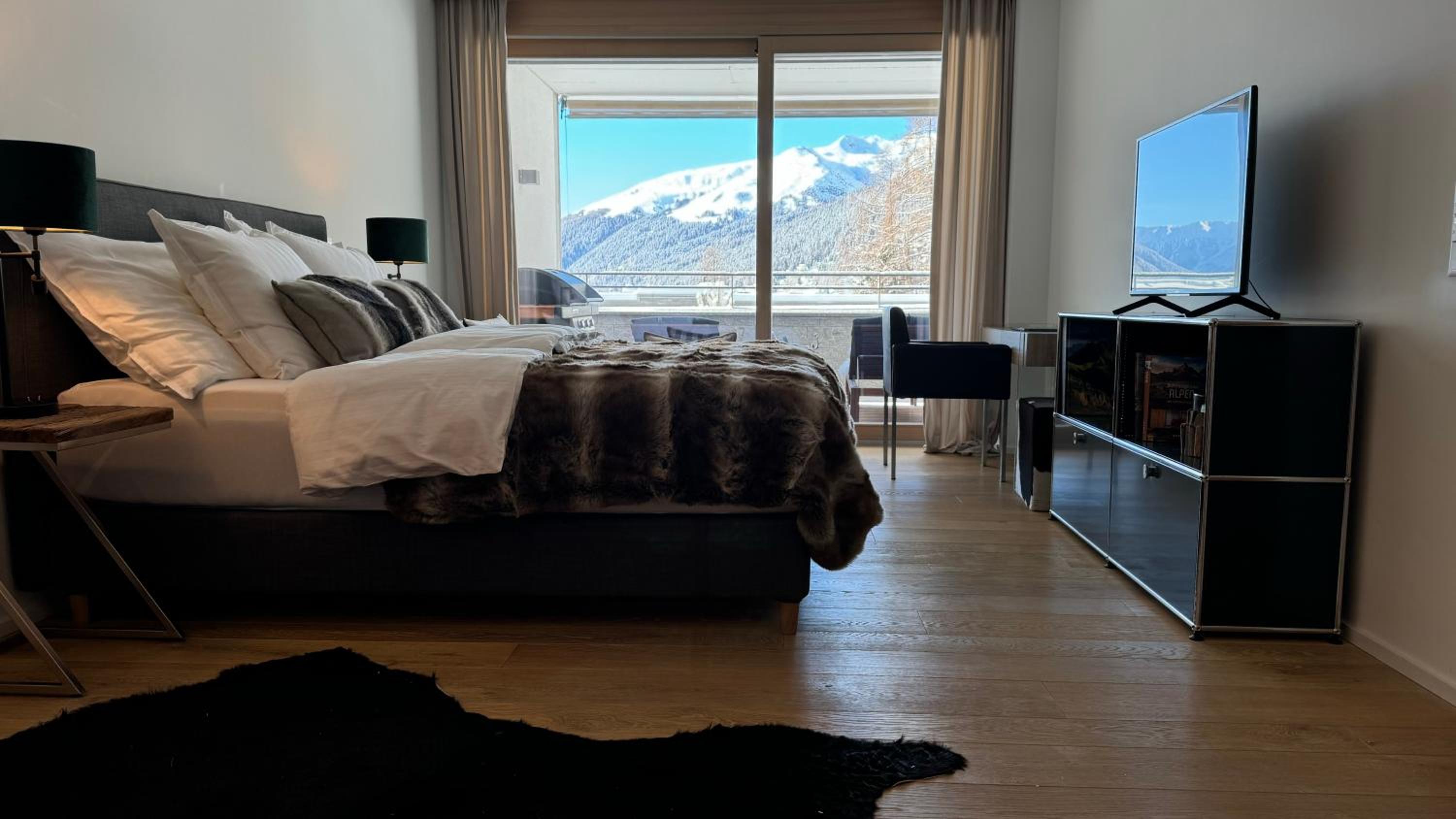 Alpine Luxury Apartment Davos with Spa Access to 5 Star Hotel