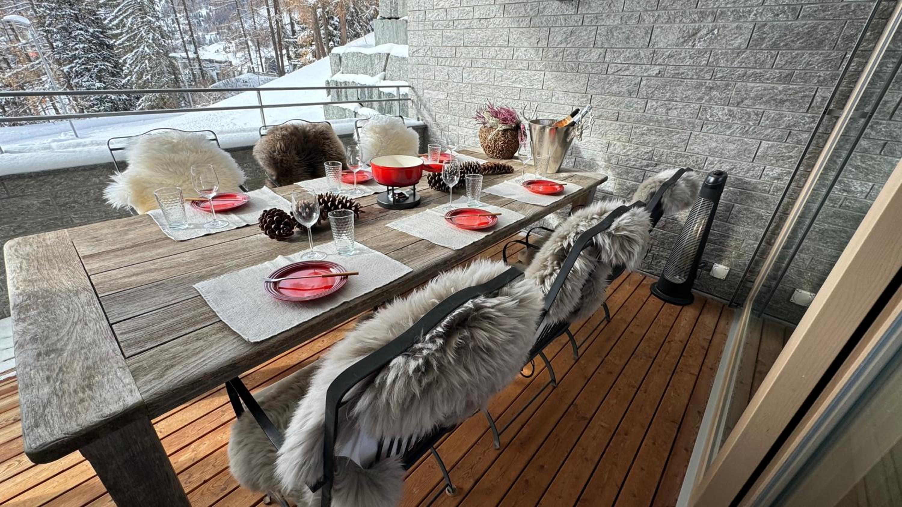 Alpine Luxury Apartment Davos with Spa Access to 5 Star Hotel