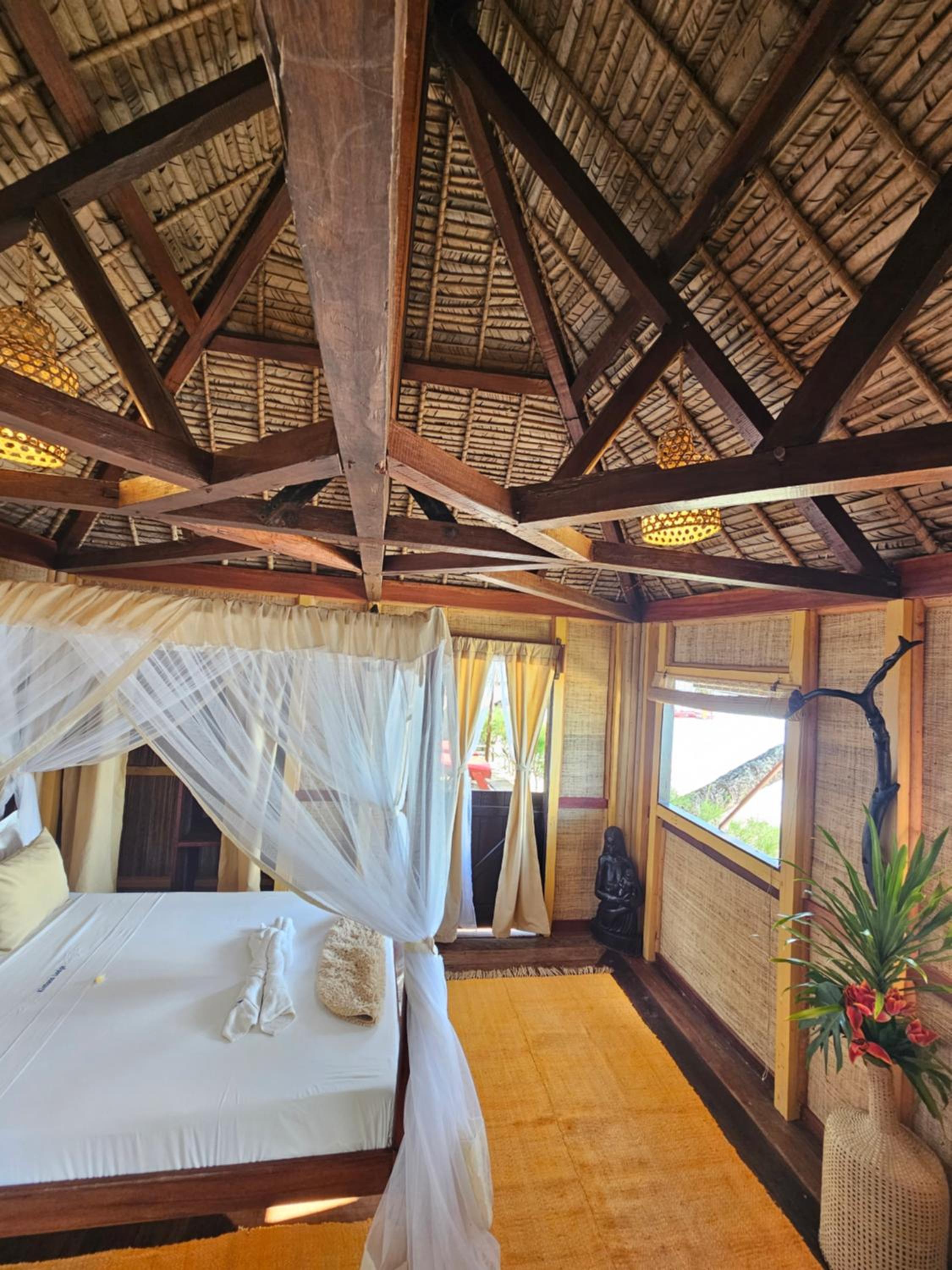 KINTANA LODGE view 2