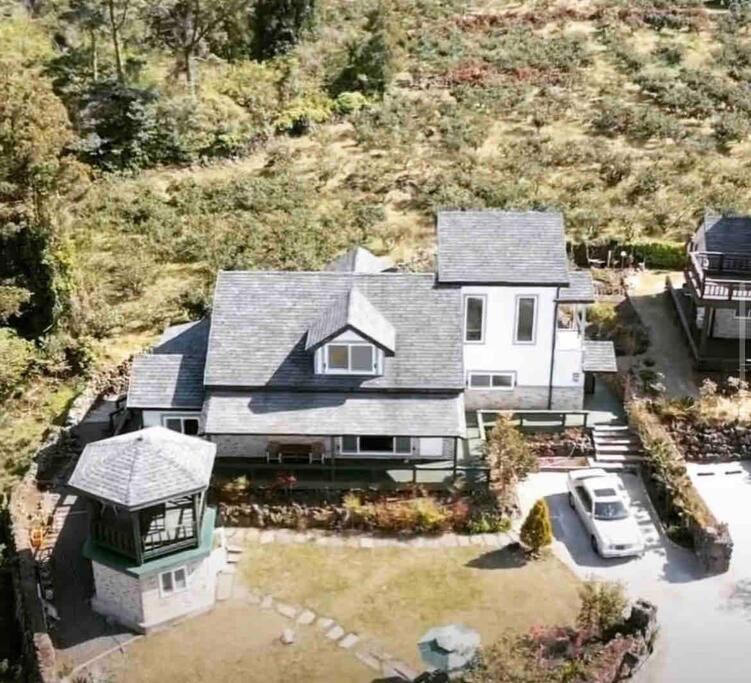 Executive Home in Jeju view 4