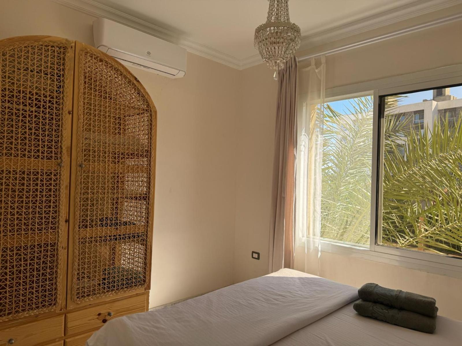 Villa Anna & Snake view 2