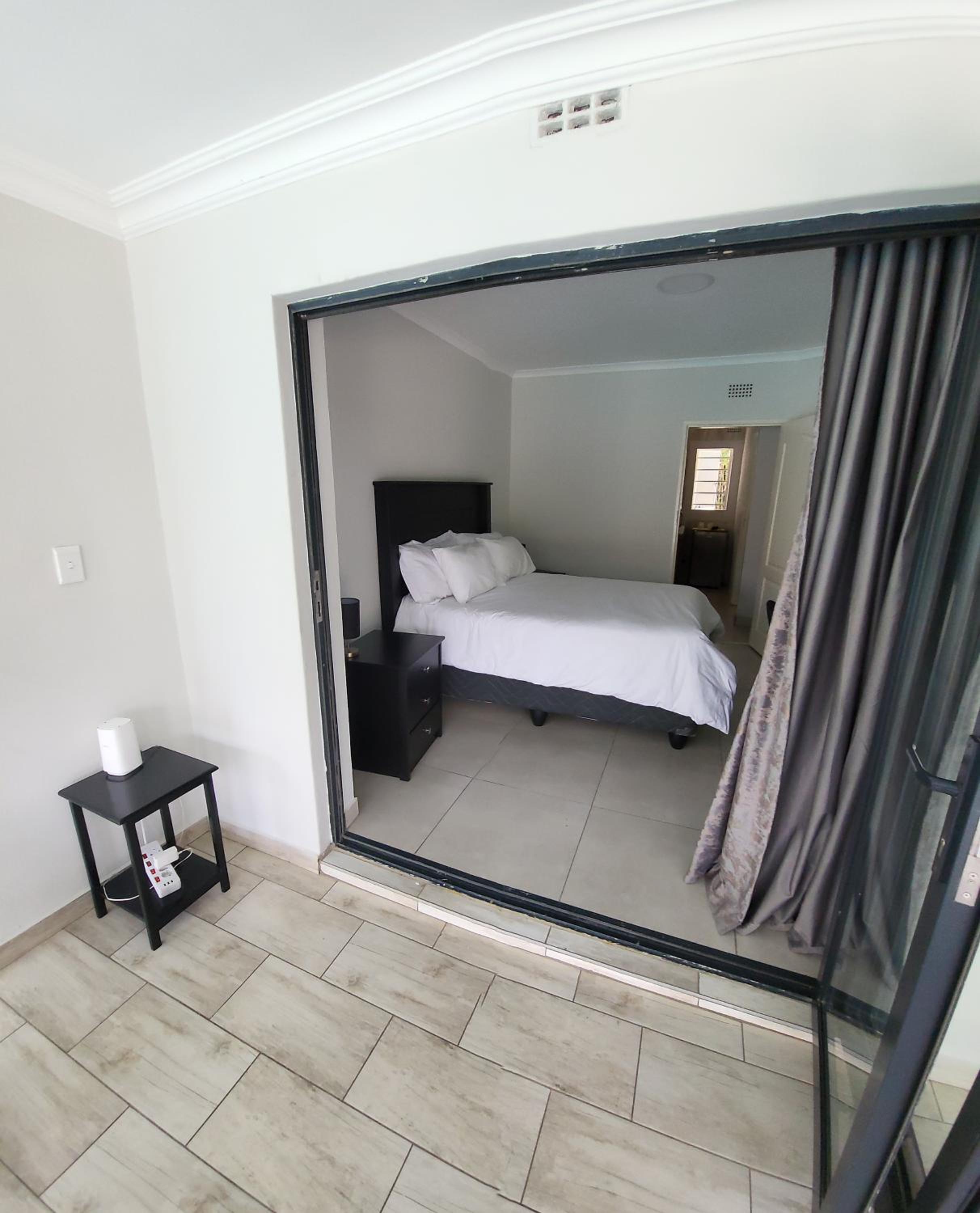 honeymoon suite