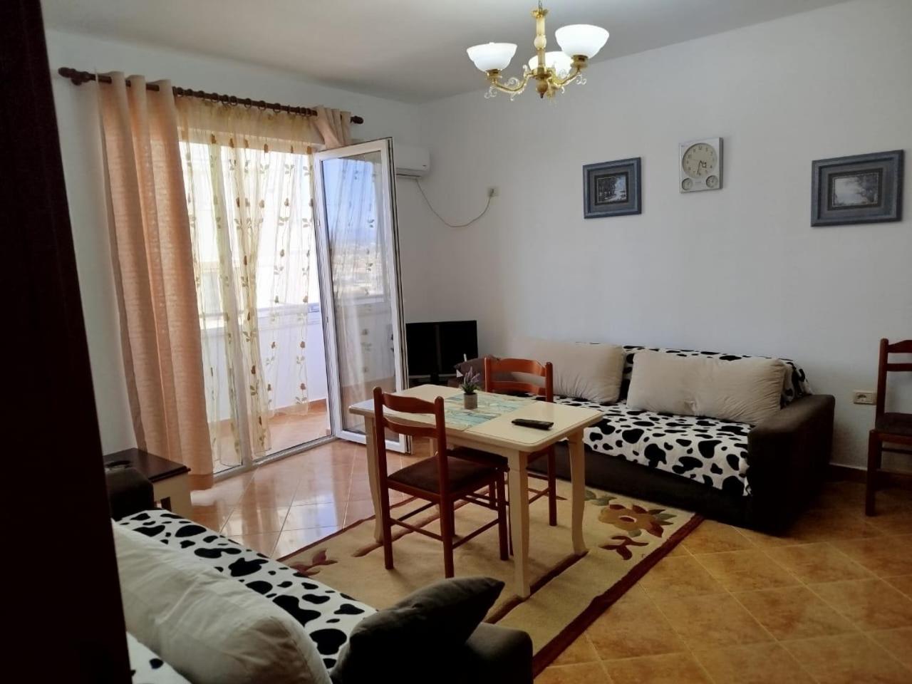 Arbora Apartment