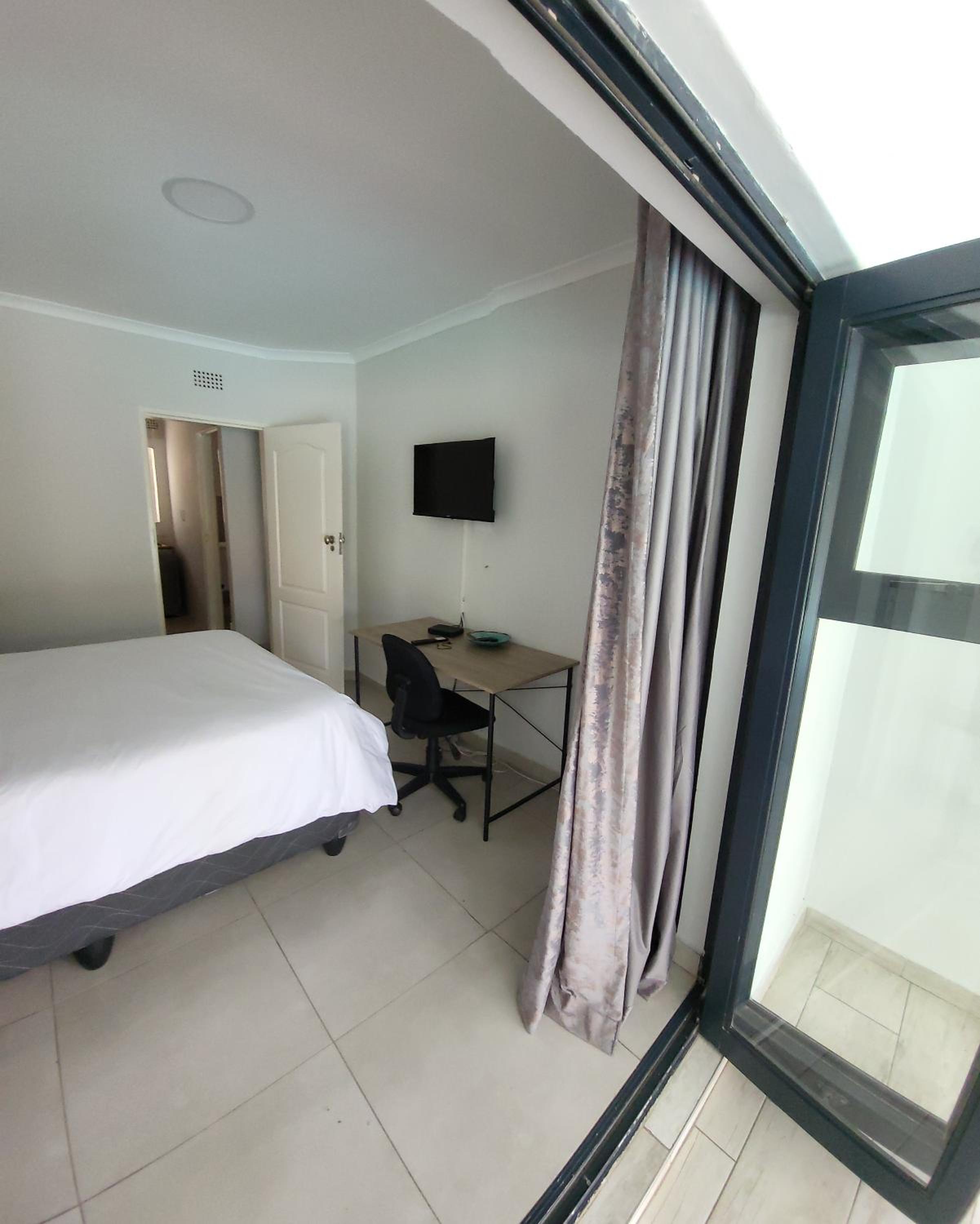 honeymoon suite