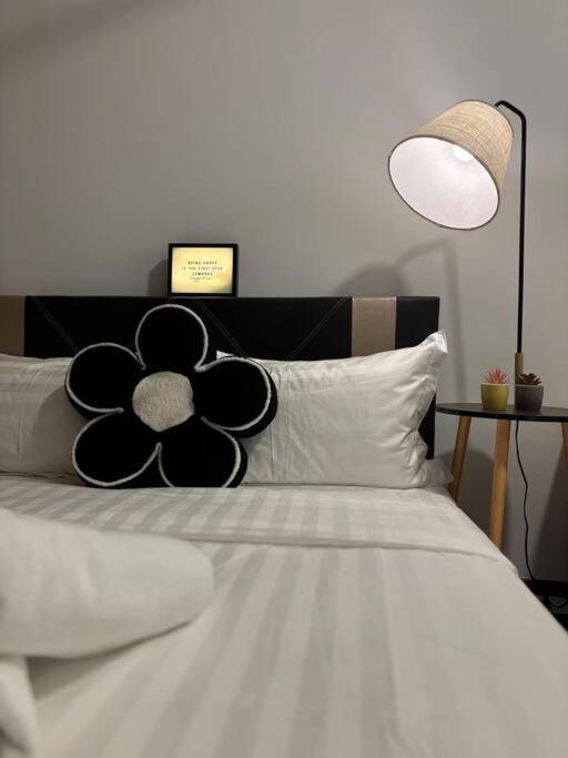 Premium&Cozy Studio small cinema KLCC InfinityPool