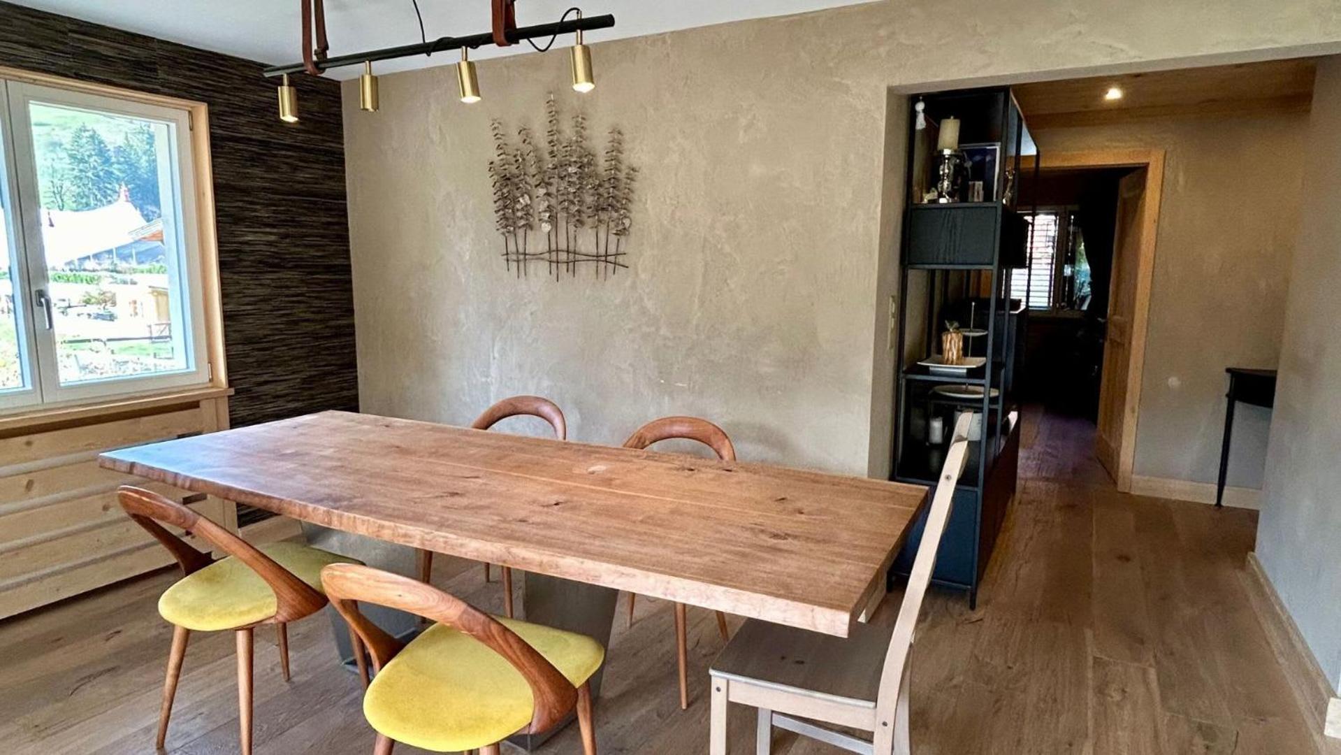 Gstaad Luxurious flat with terrace stunning views