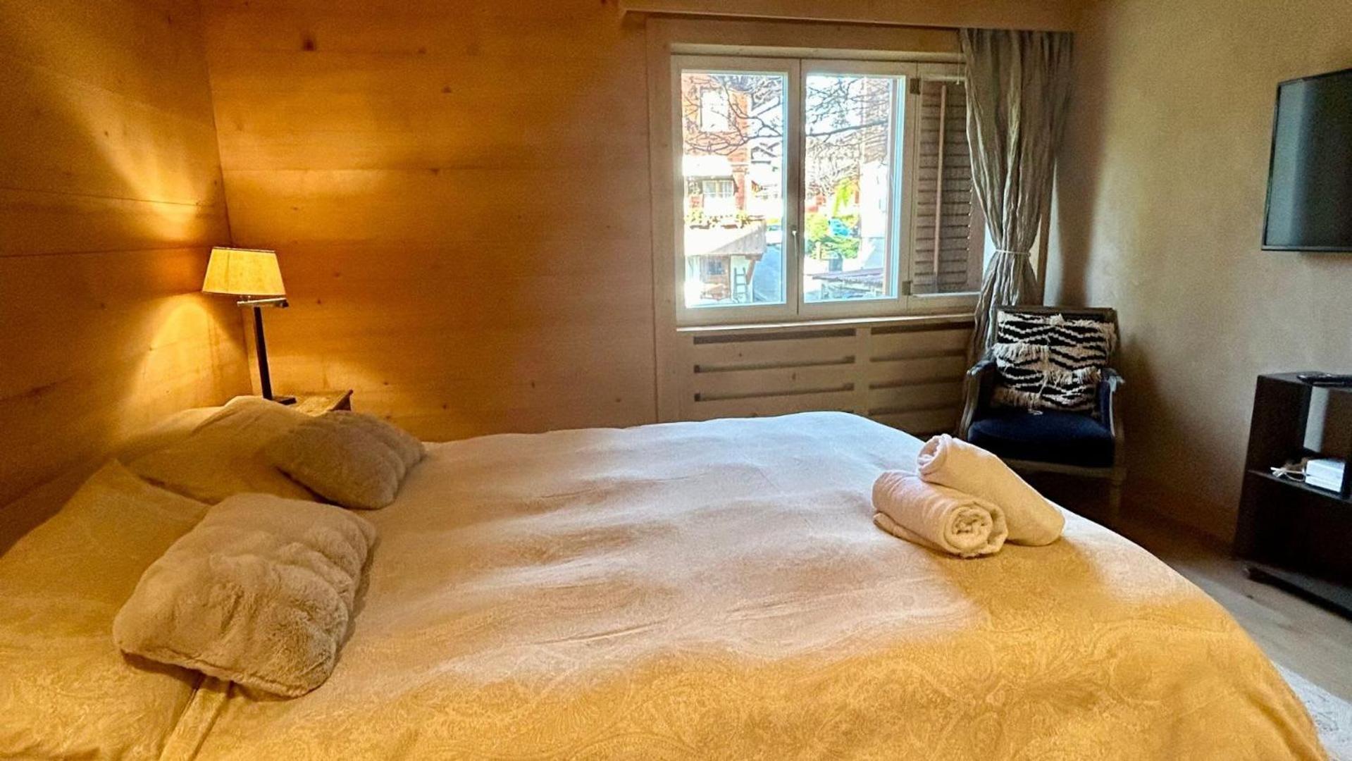 Gstaad Luxurious flat with terrace stunning views
