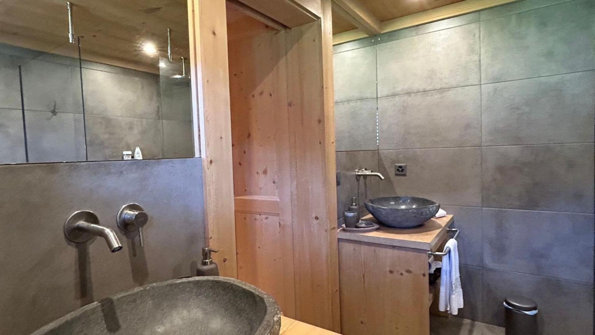 Gstaad Luxurious flat with terrace stunning views
