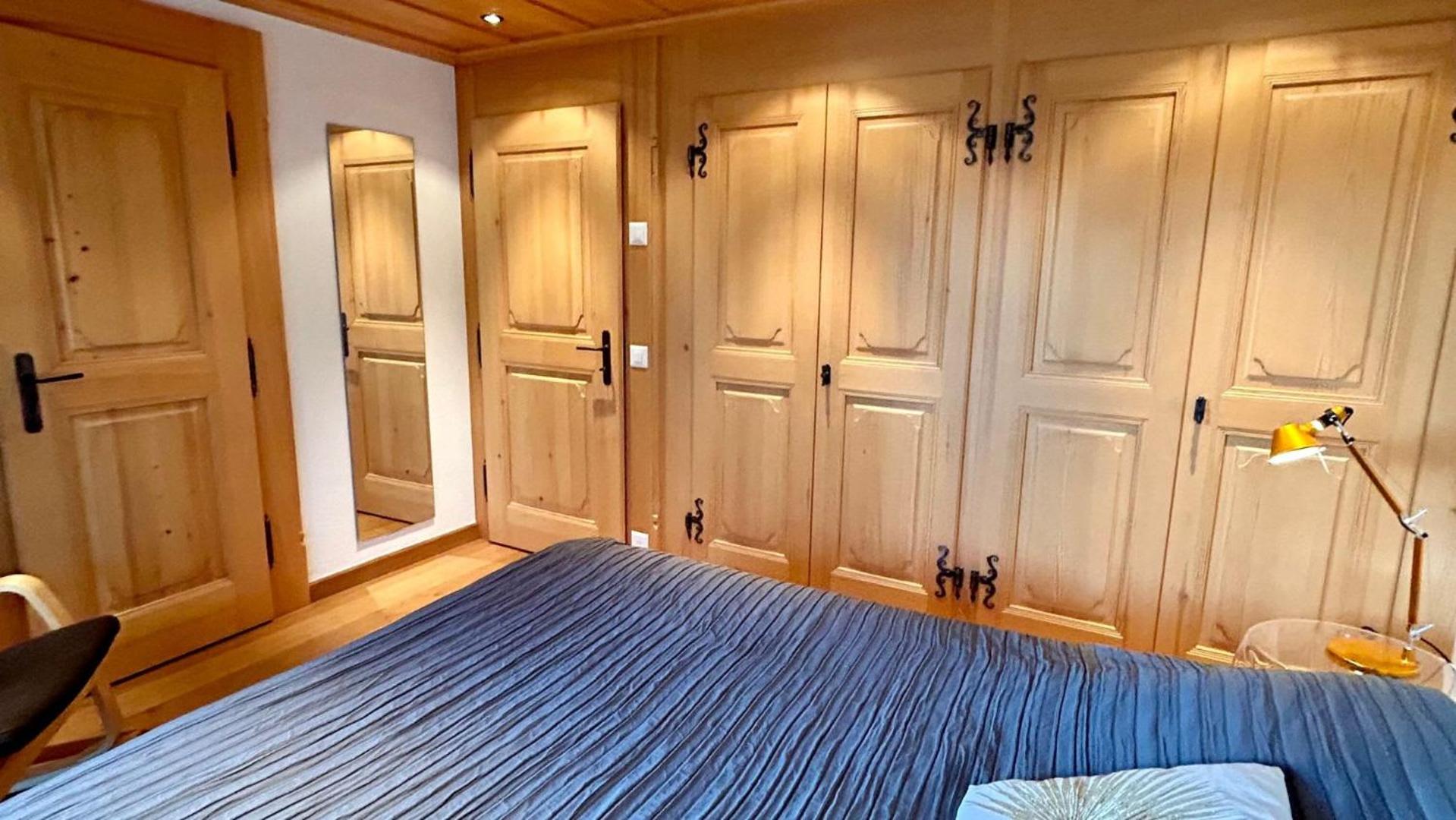 Luxurious Flat with Jacuzzi Sauna