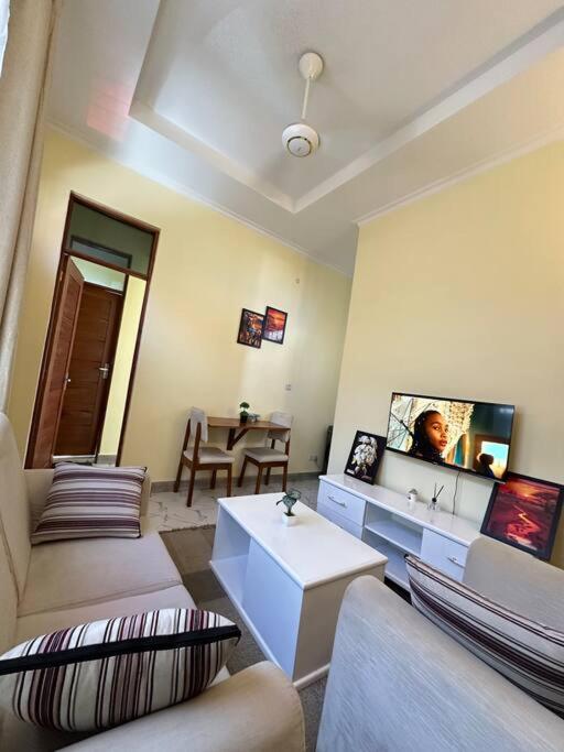 1 BR Home Entire Rental Unit view 3