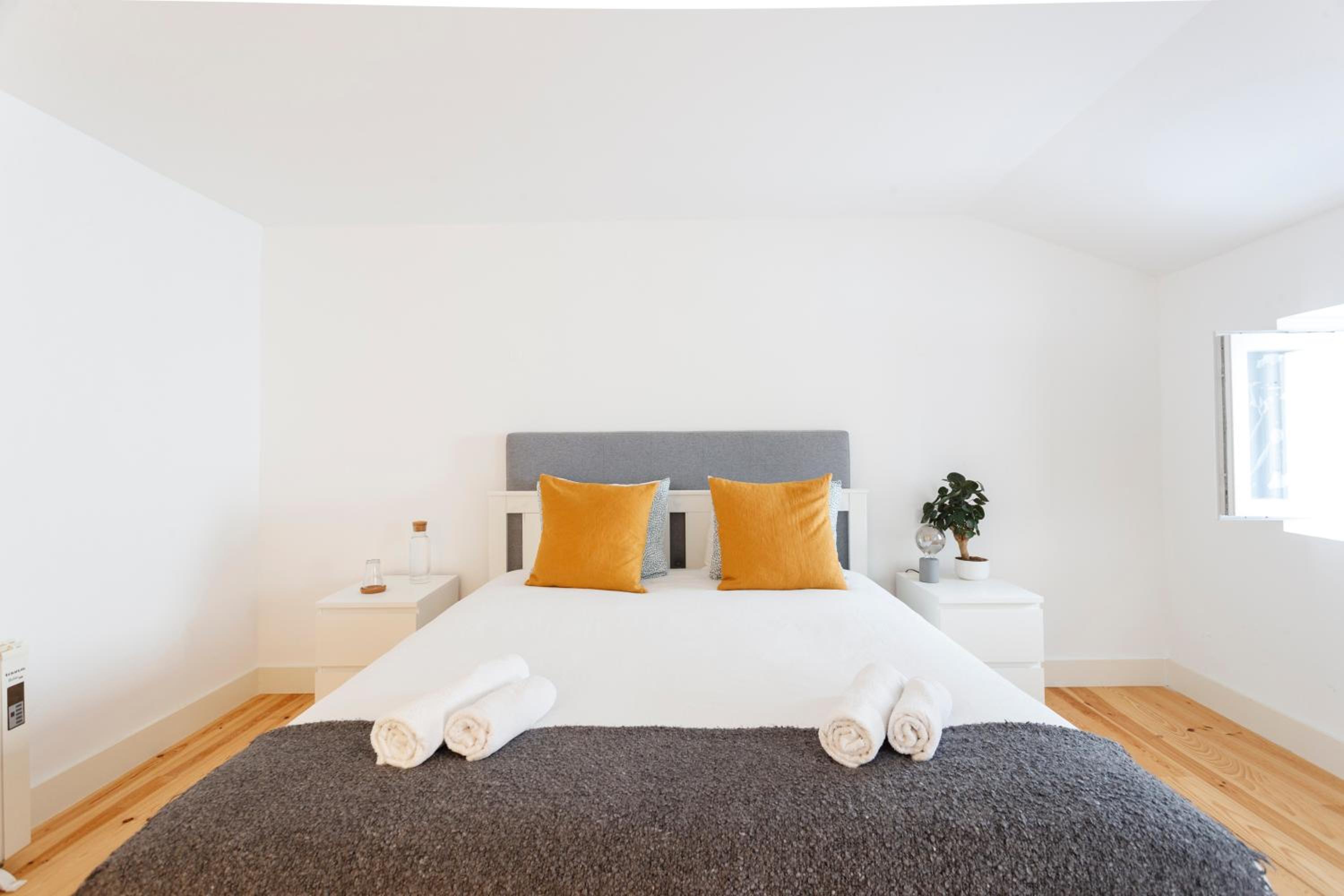 Rooms in Cozy Shared Accommodation in the Center of Lisbon view 3