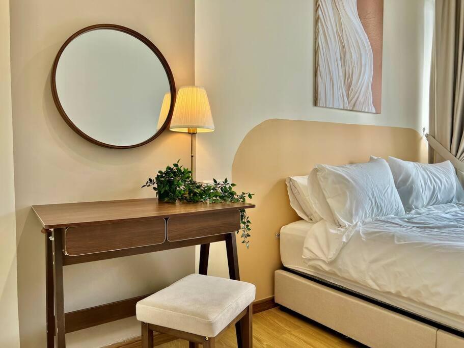 Country Garden Danga Bay Bay Point by R9 HomeStay