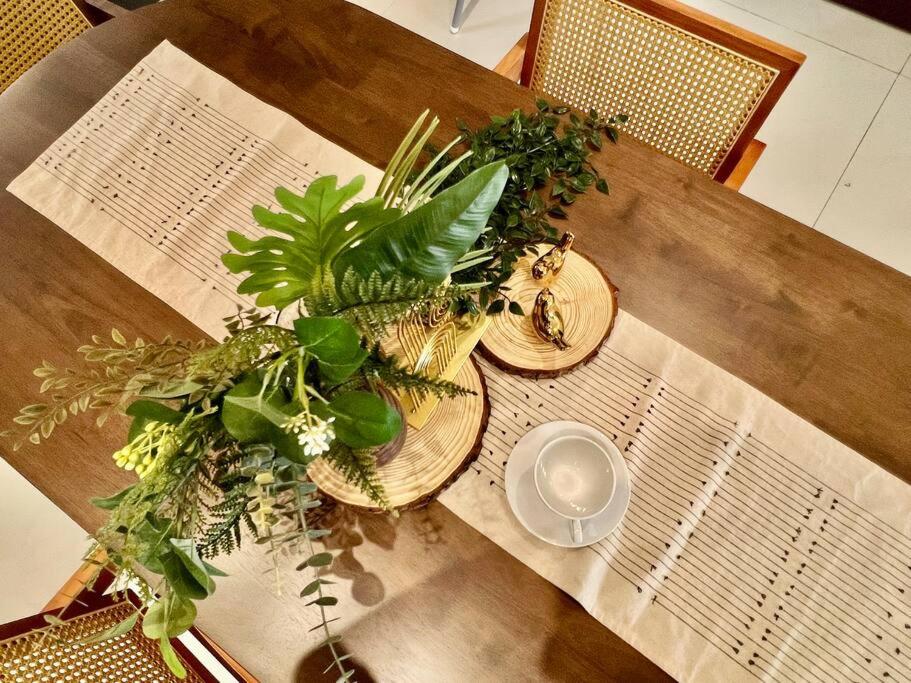 Country Garden Danga Bay Bay Point by R9 HomeStay