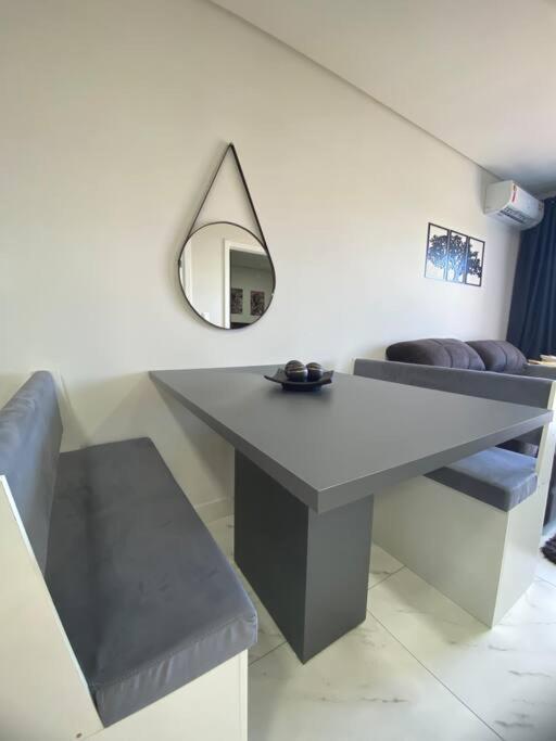 Stúdio de 1 Quarto, Wifi 500mb, Condominio com Elevador, 1 Vaga de Garagem, Cozinha Completa - Indicado para Grupos, Hospedes a Trabalho, Família e Pets