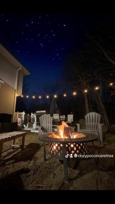 Cozy Poconos Retreat Hot tub, Game room and igloo view 4