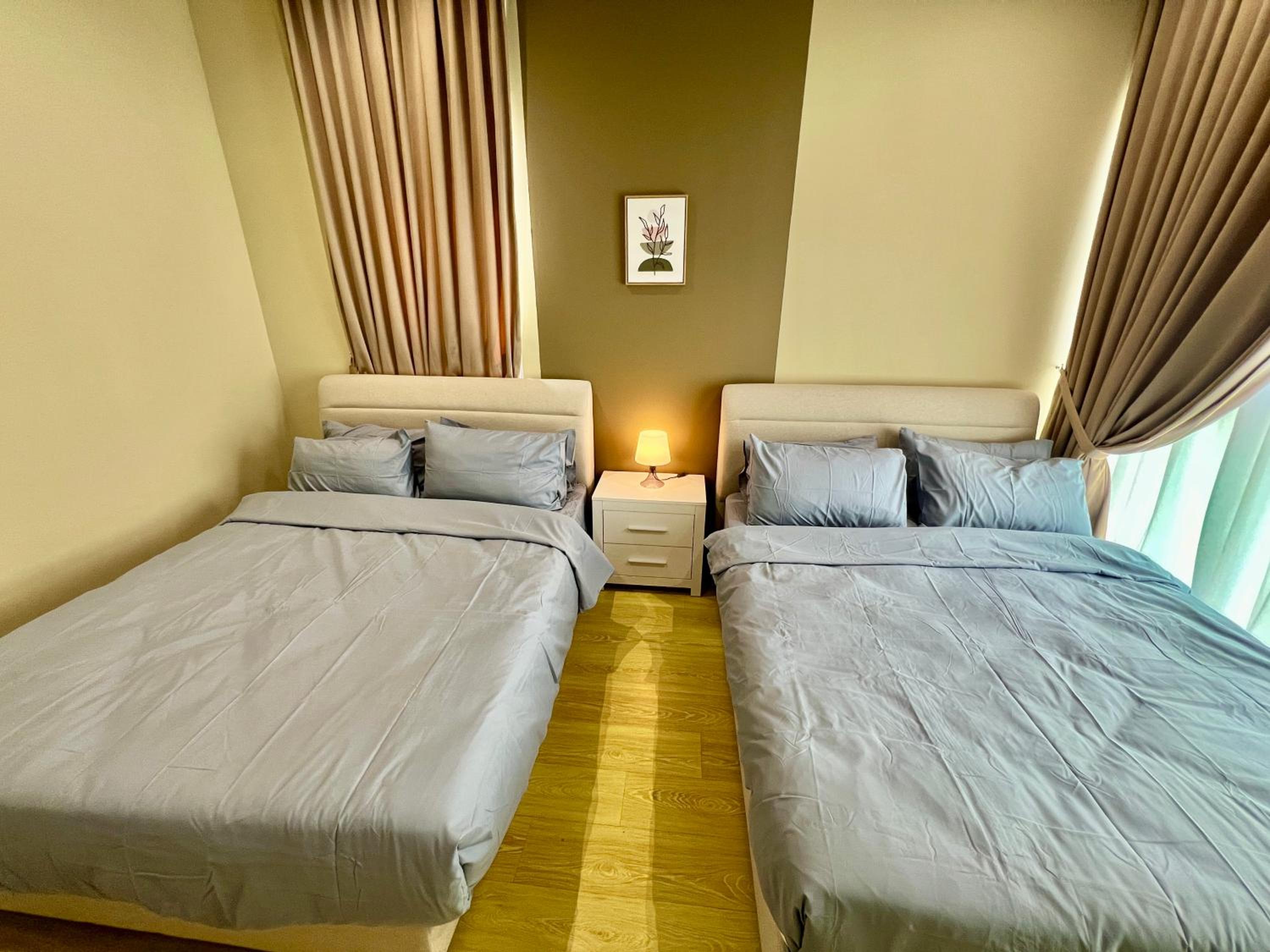 Country Garden Danga Bay Amberside by R9 HomeStay