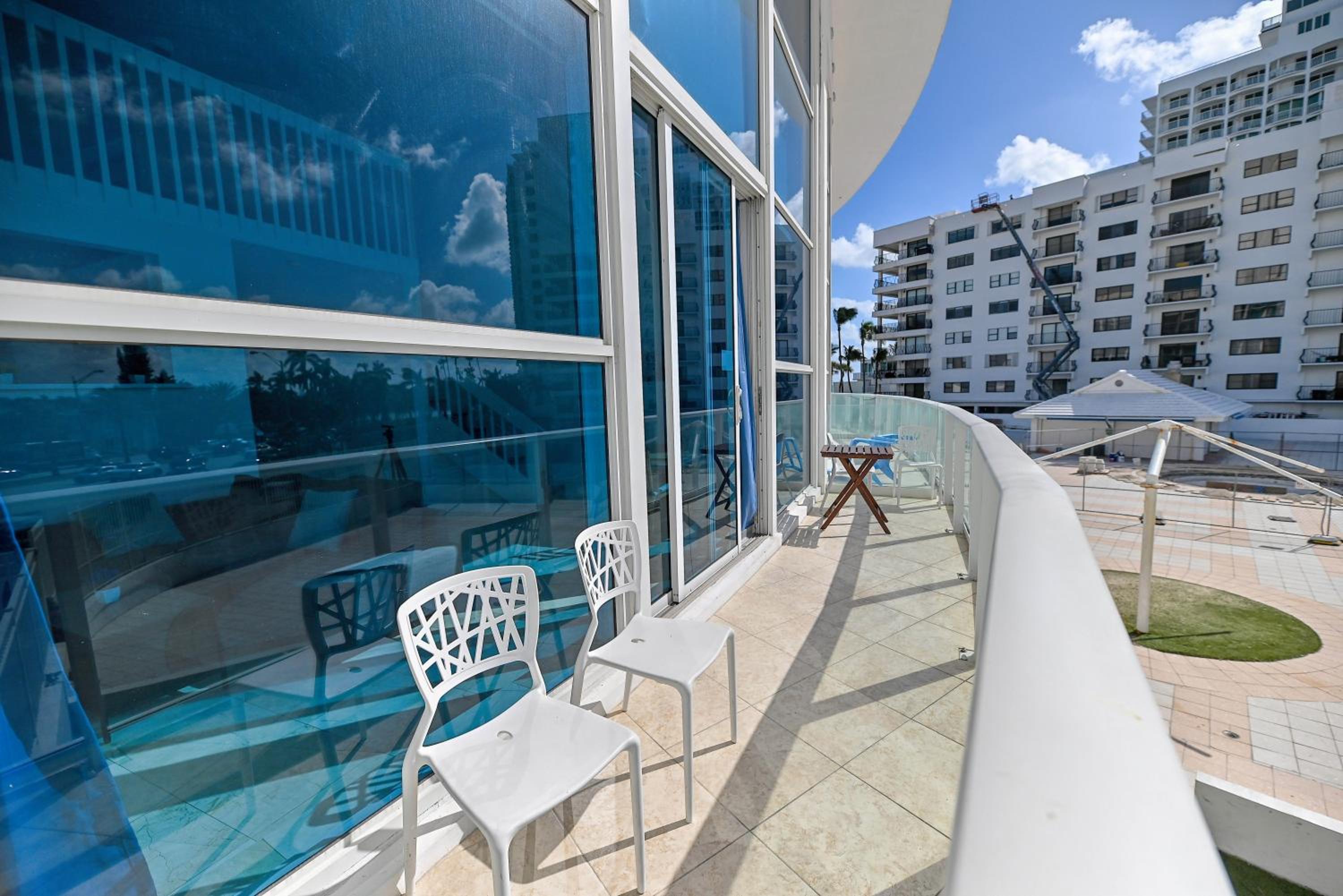 SeaStays-Miami Beach Apartments