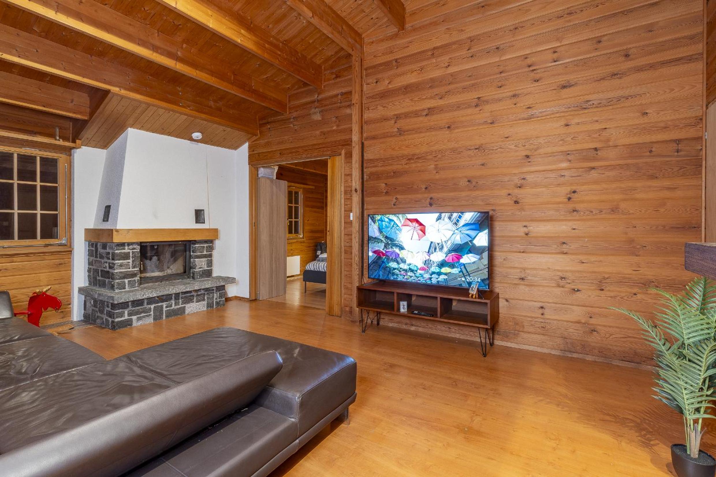Chalet In The Nature Park With Fireplace Bbq