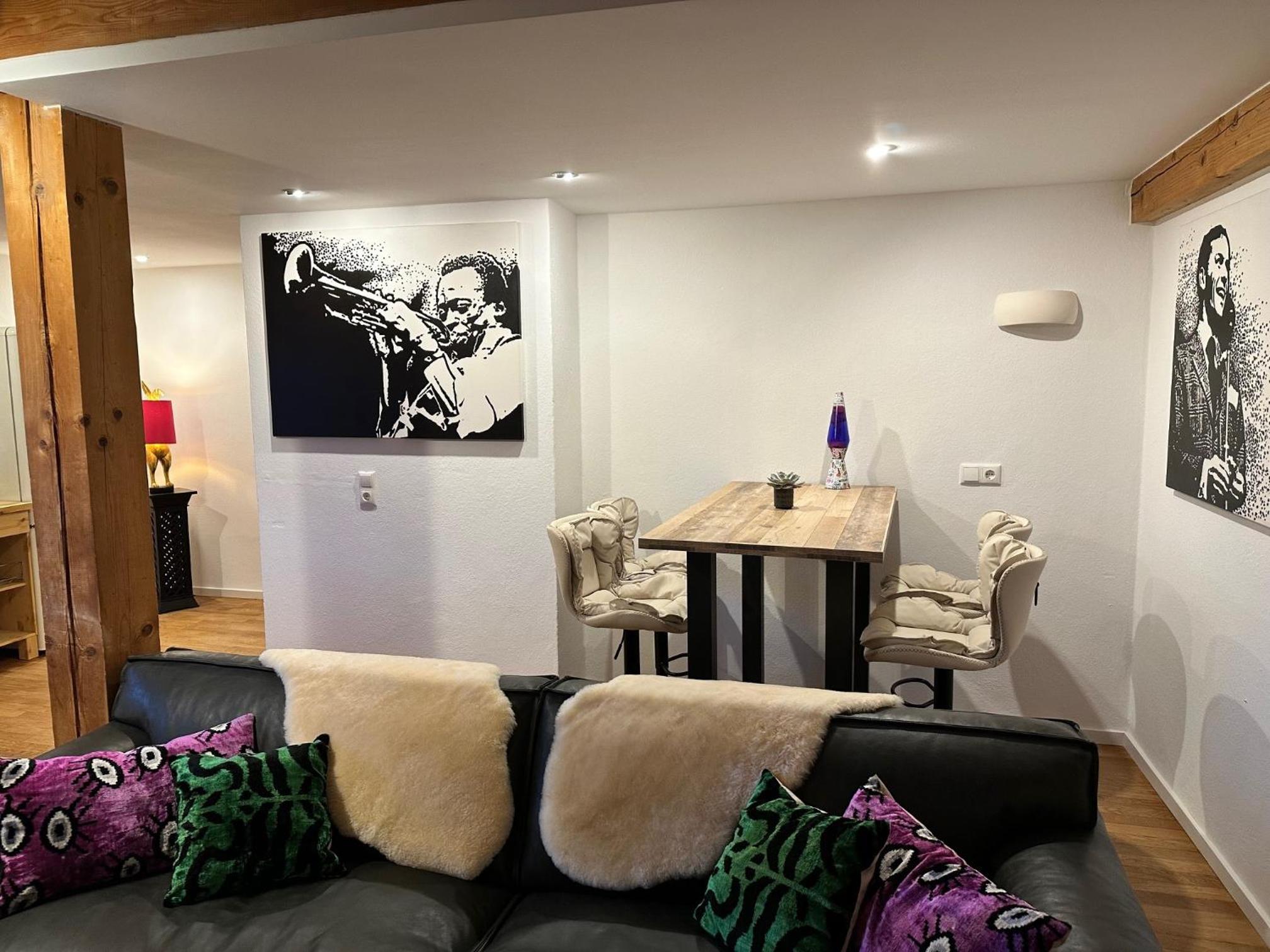 Waller Suite
