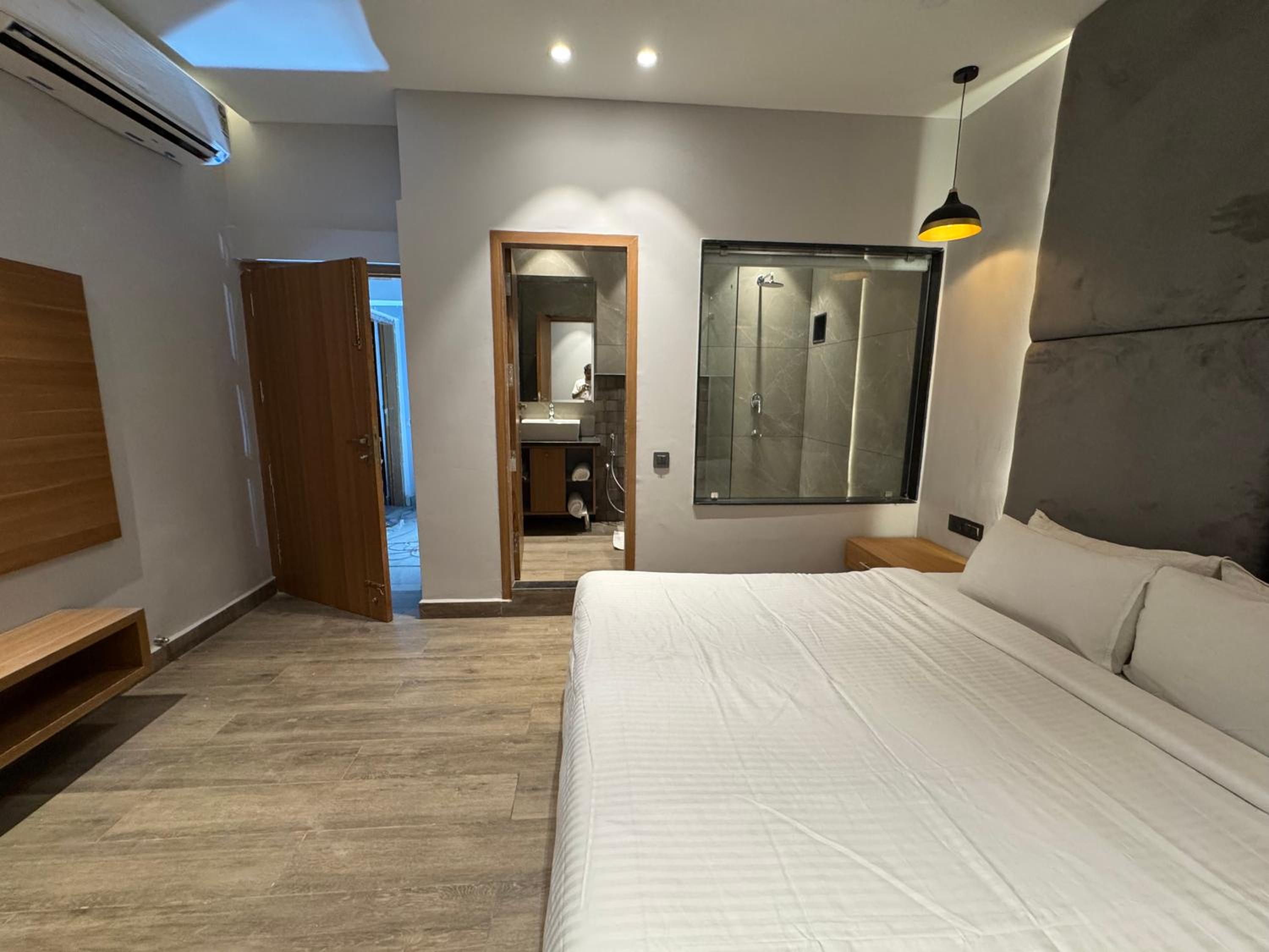 hotel room