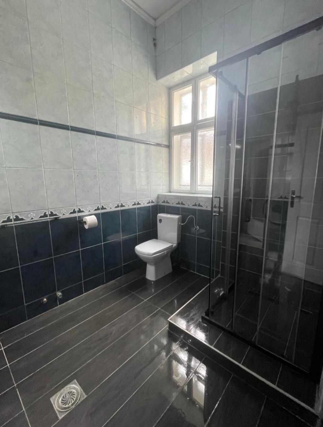 "Apartman Car" new on booking view 5