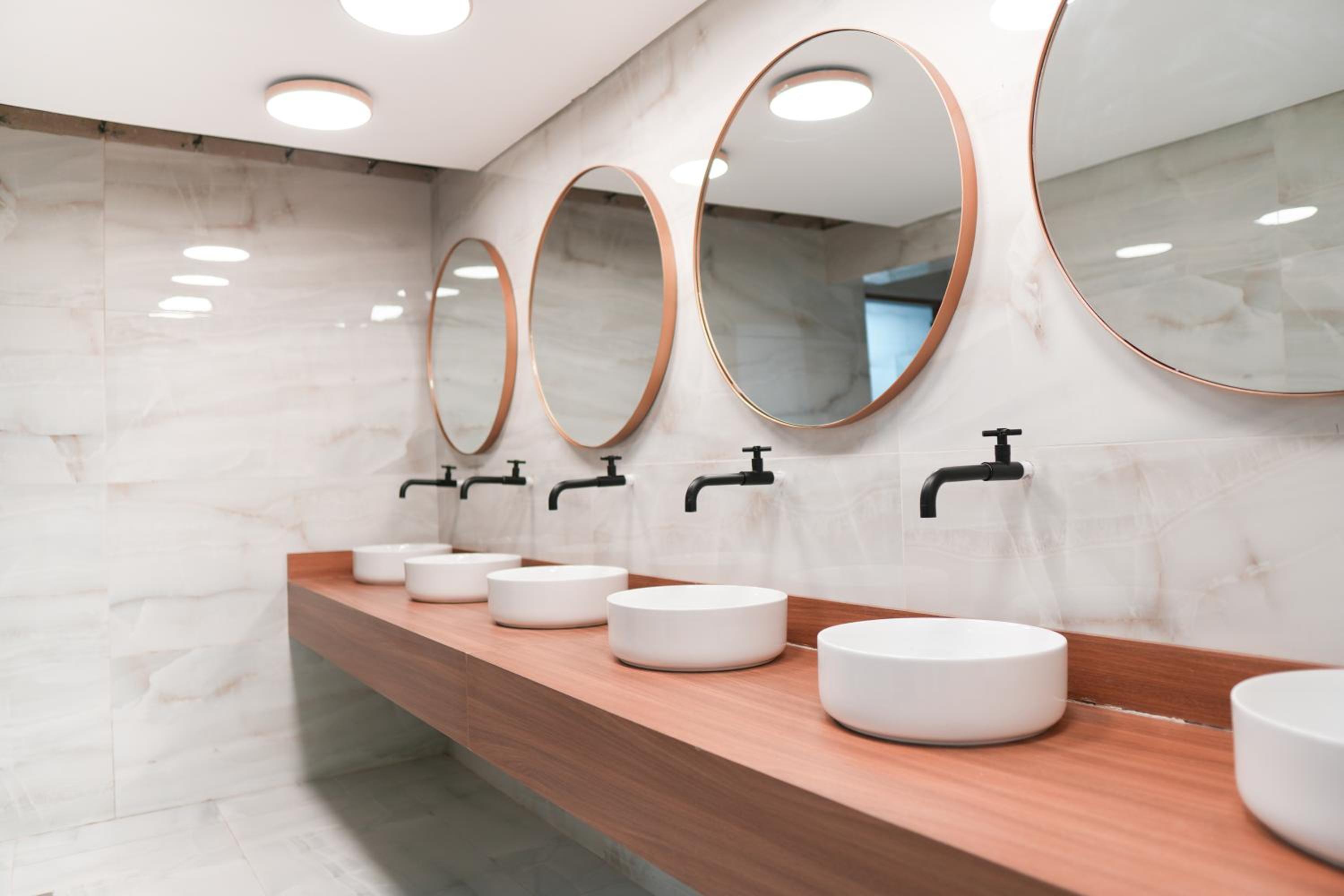 Qantic Lodging