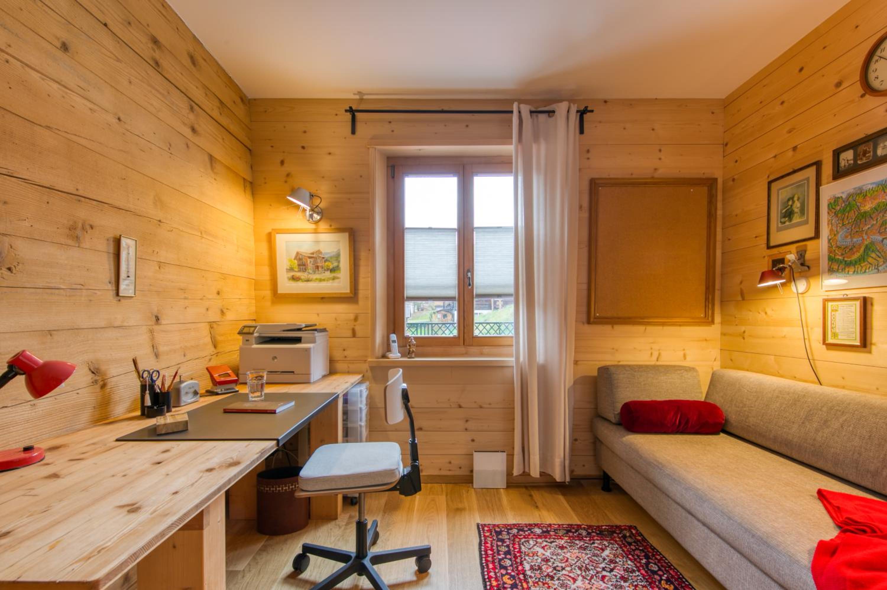Four story family Chalet Eden