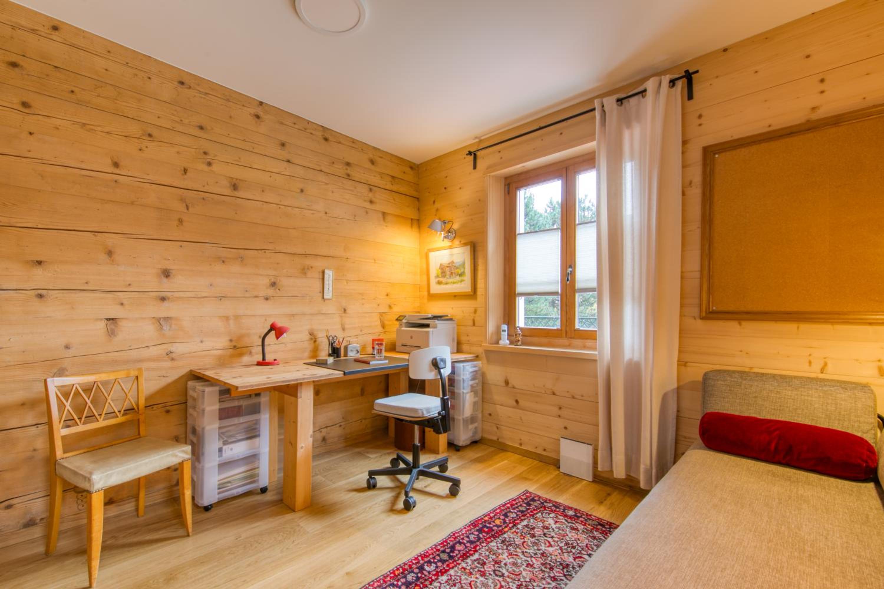 Four story family Chalet Eden