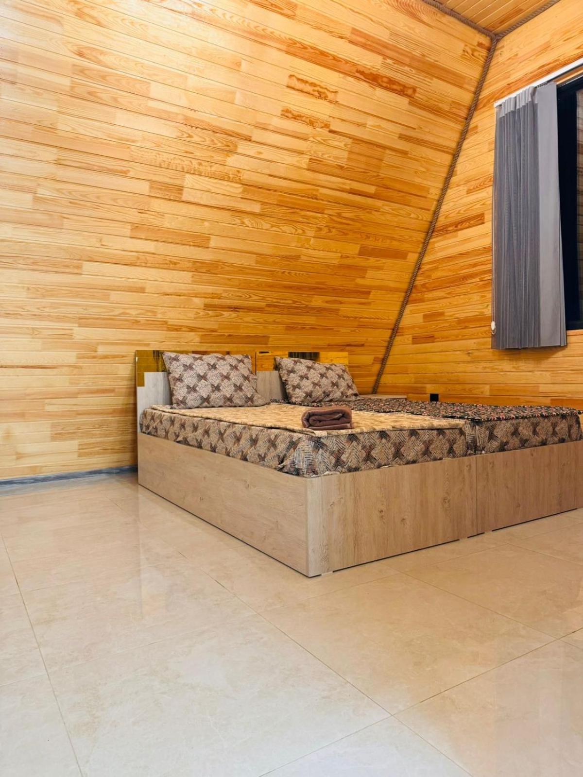 Mono House Qabala Vendam A frame