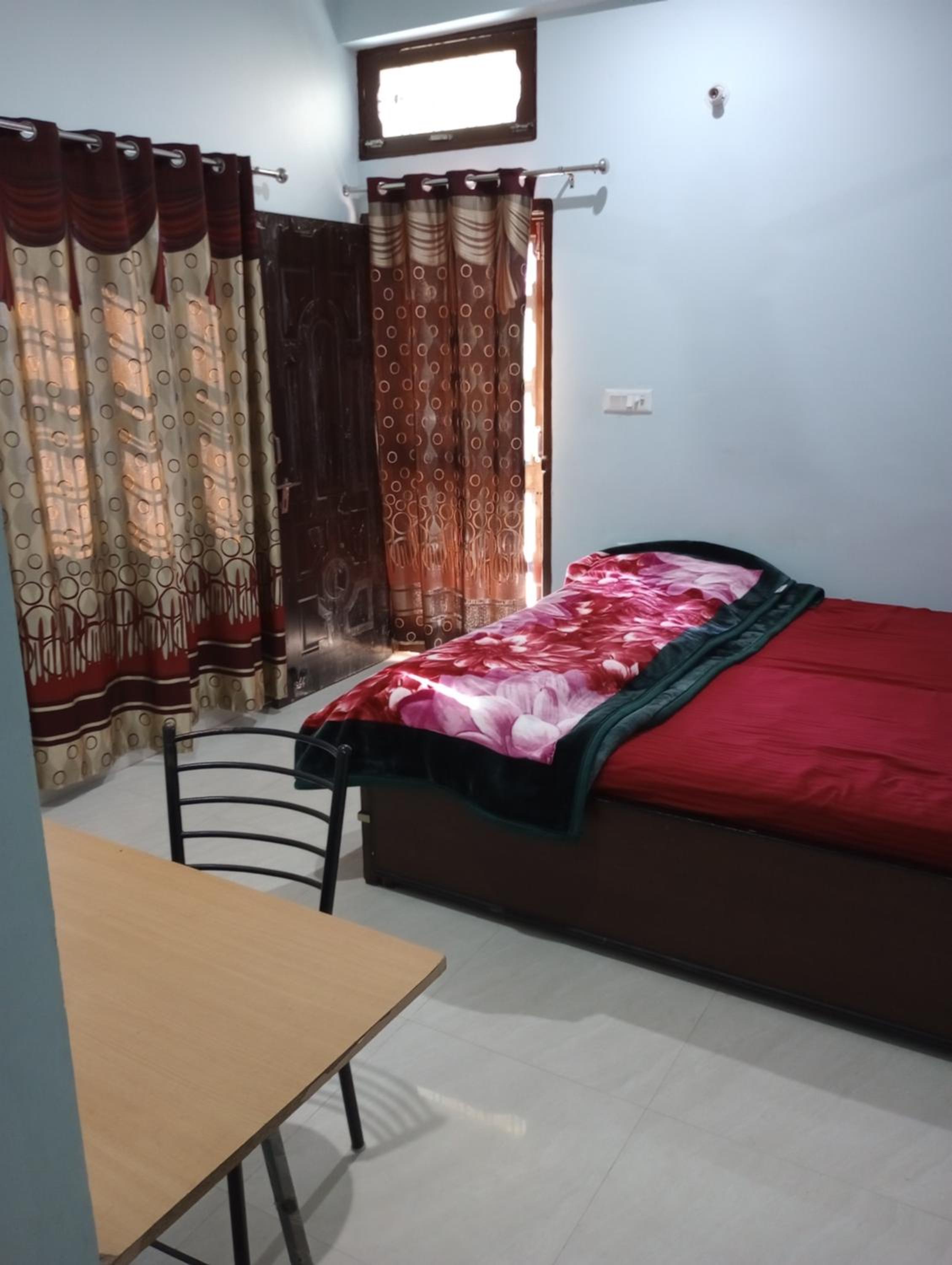Aarti Home Stay Tapovan view 4