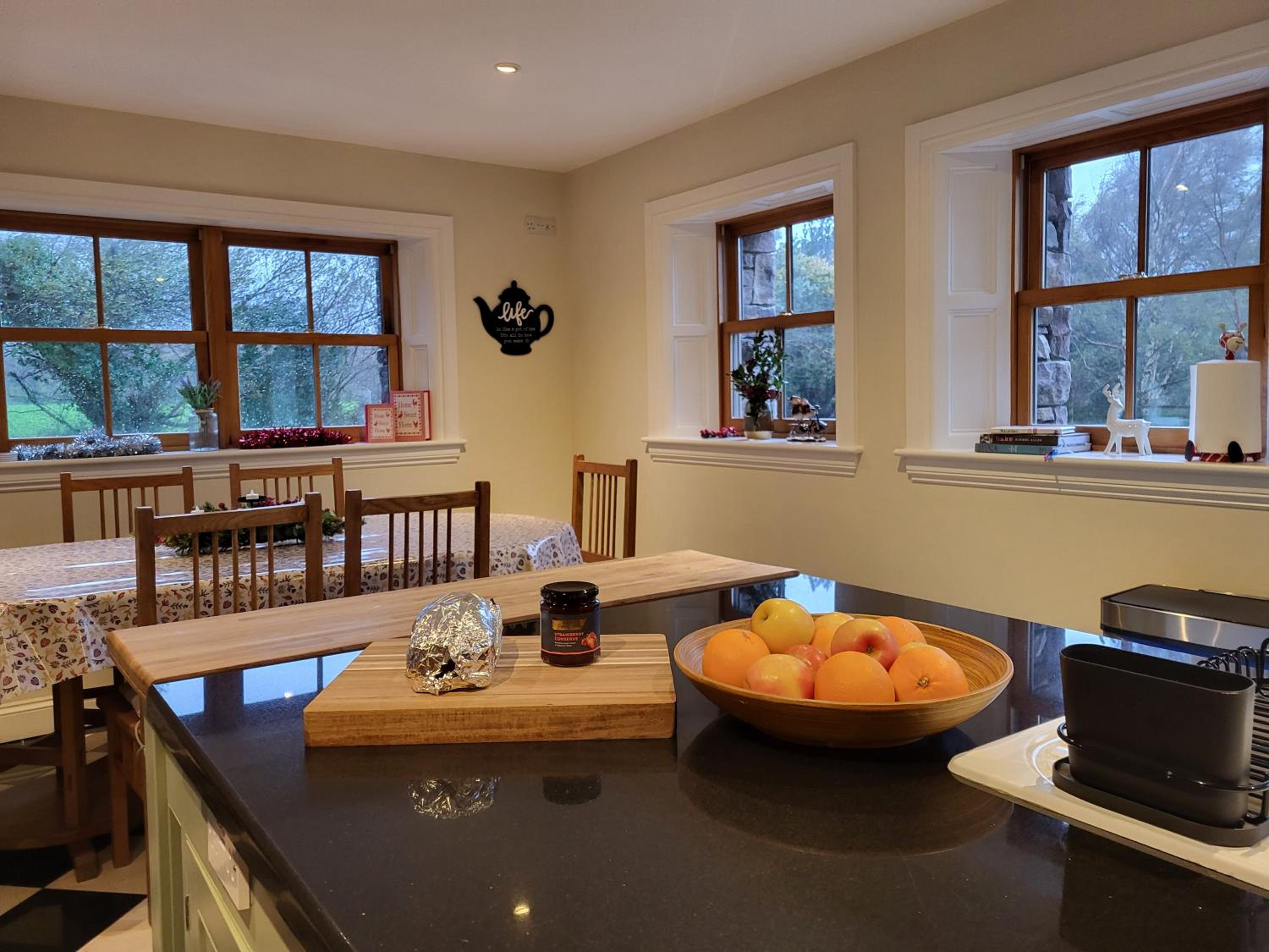 Reeks Country House view 5