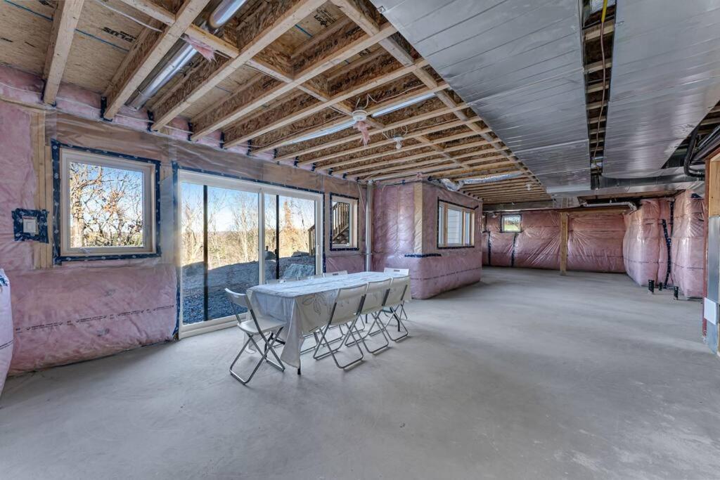 Luxurious Cottage at Lake of Bays