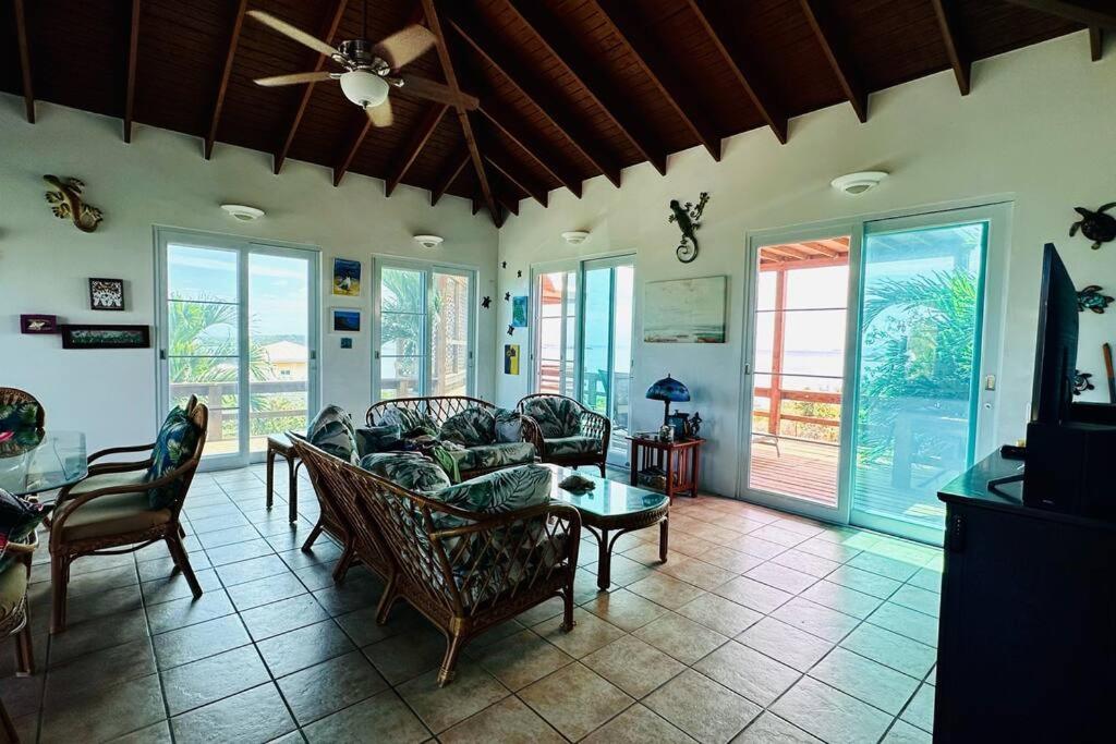 Beautiful Villa in Culebra !!! view 4