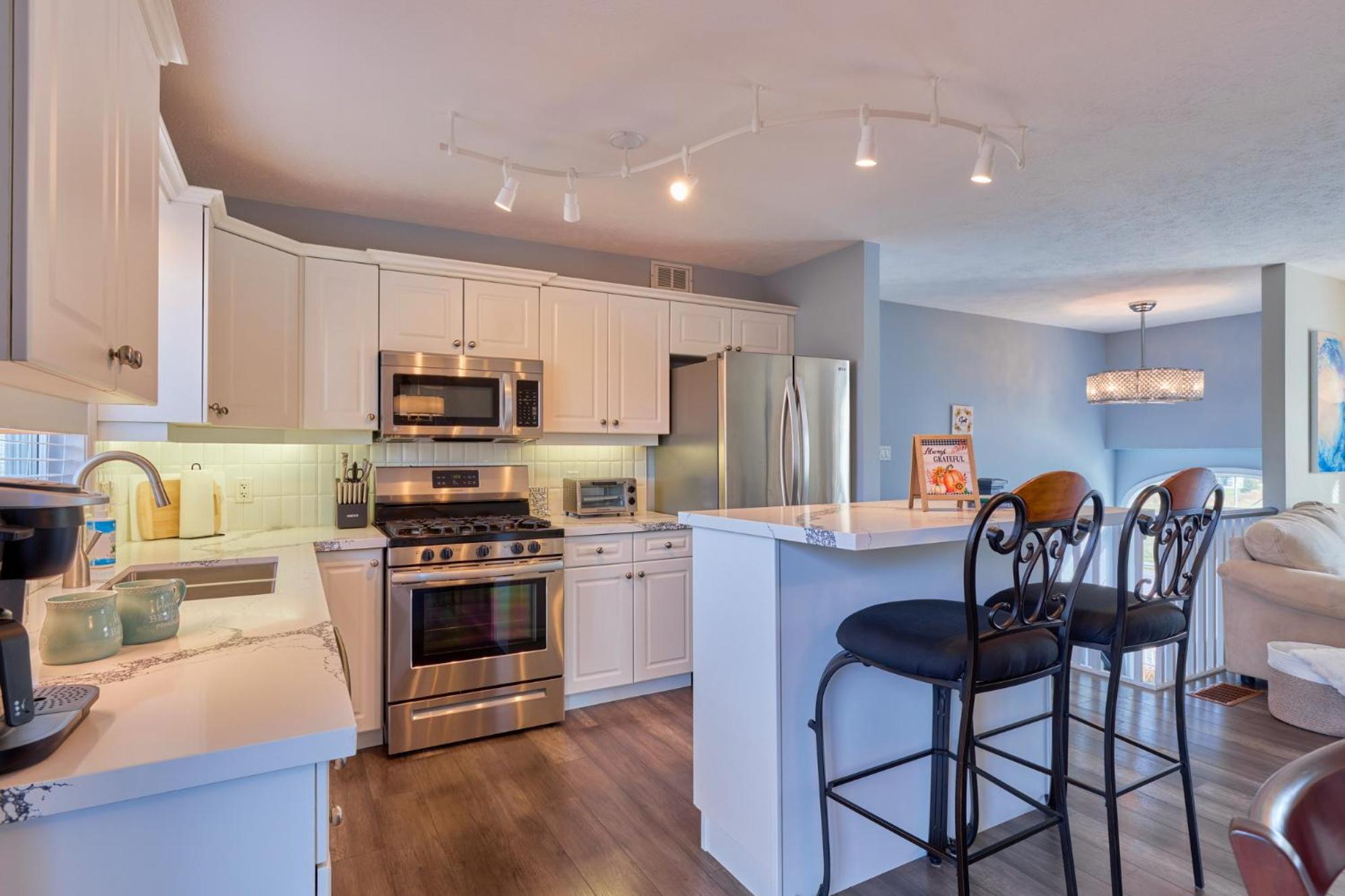 Winter retreat in Meaford Near Blue Mountain