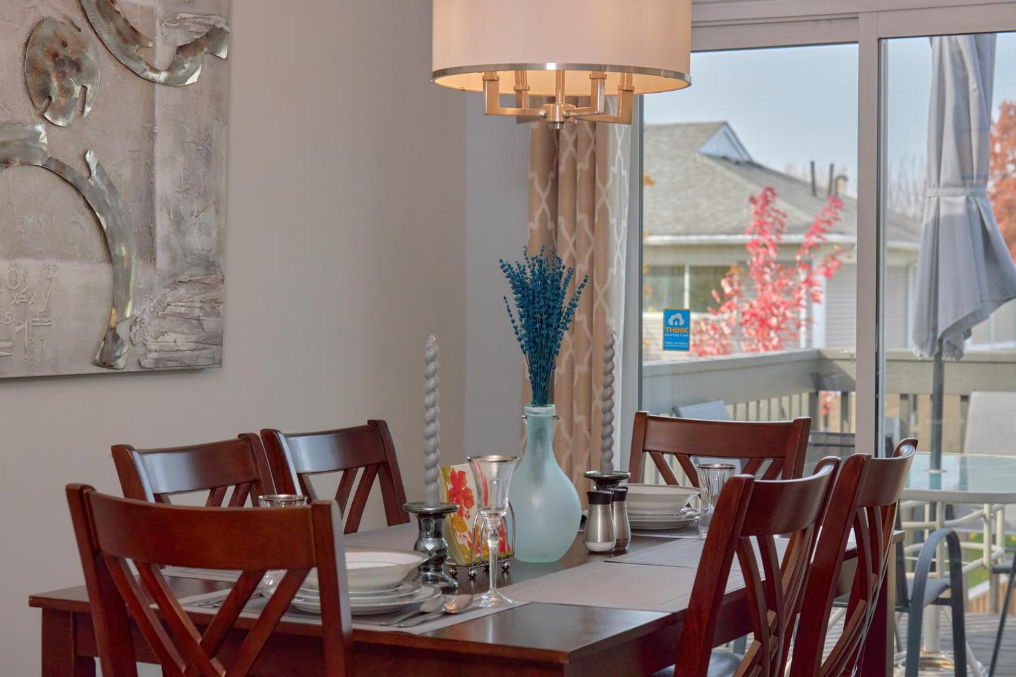 Winter retreat in Meaford Near Blue Mountain