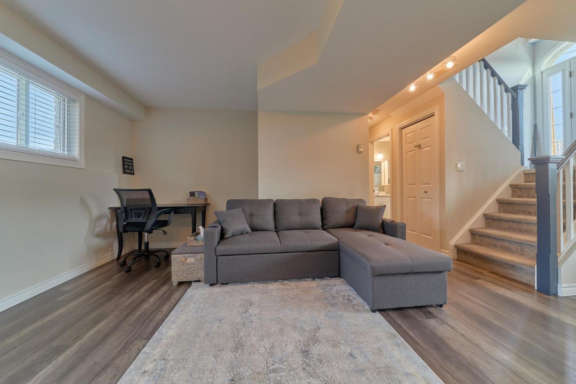 Winter retreat in Meaford Near Blue Mountain