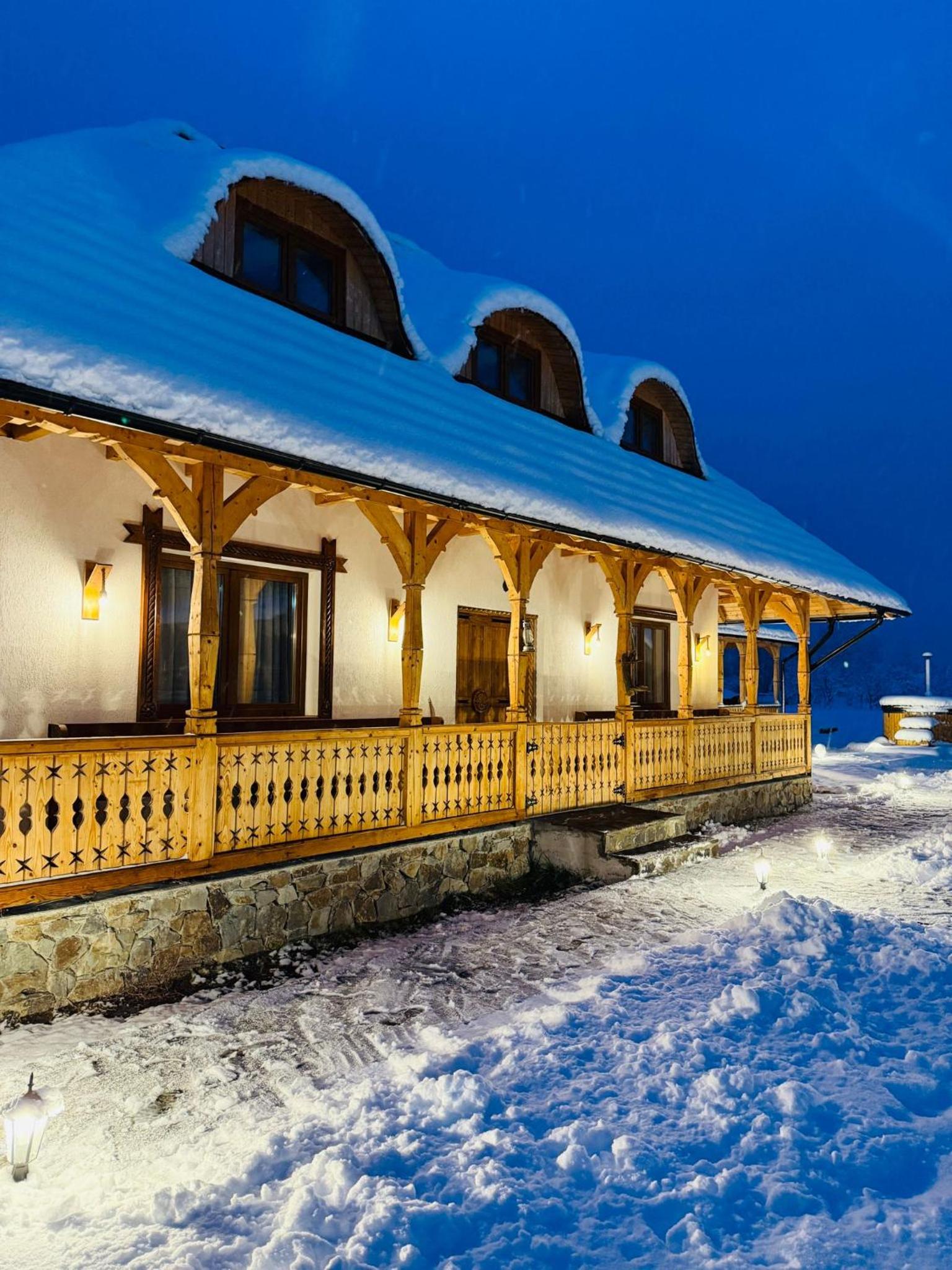 Casa Moroșanului Vișeu de Sus view 4