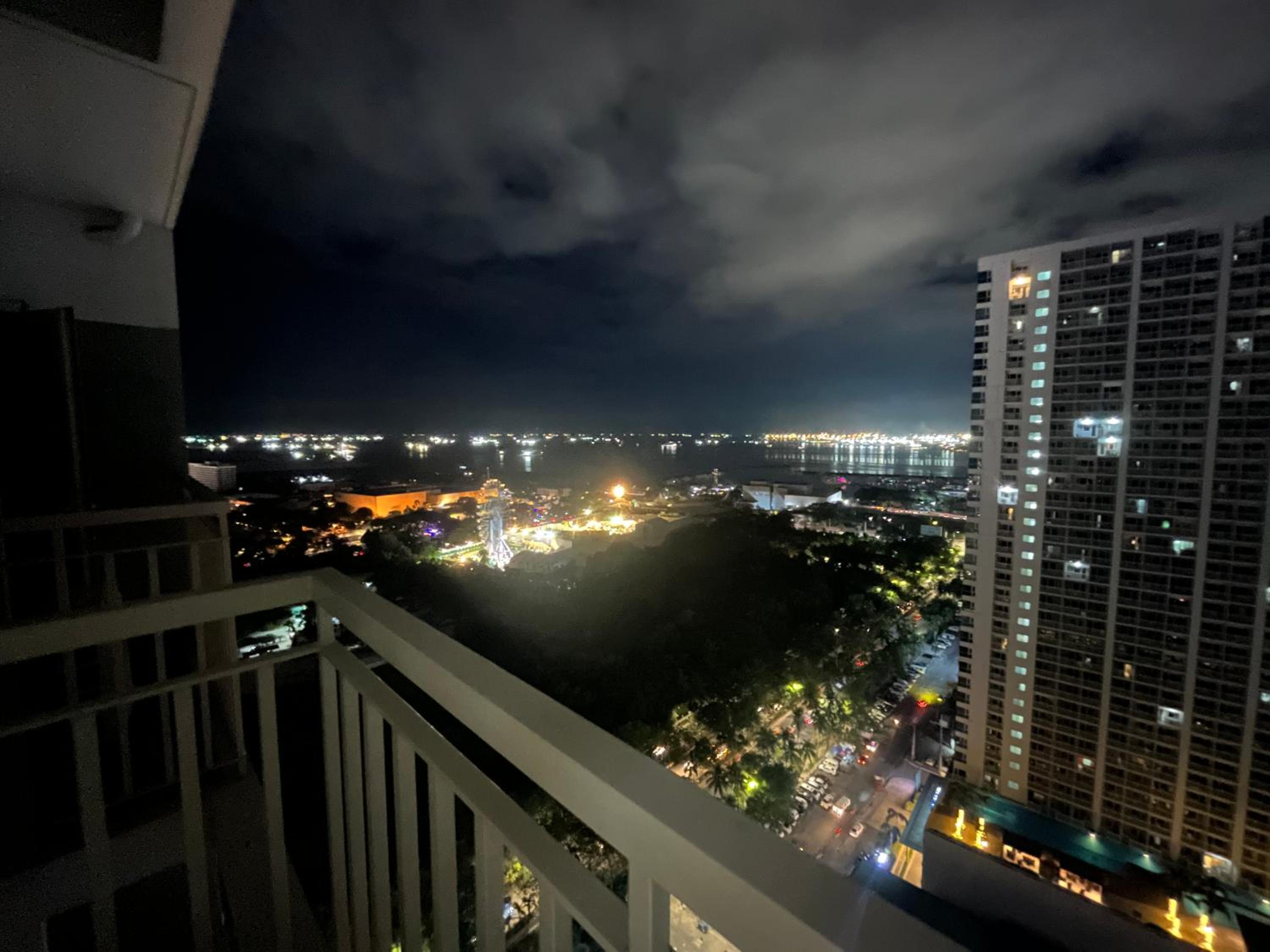 Coast Residence Sea View Balcony TV WiFi Near MOA 3146 view 2