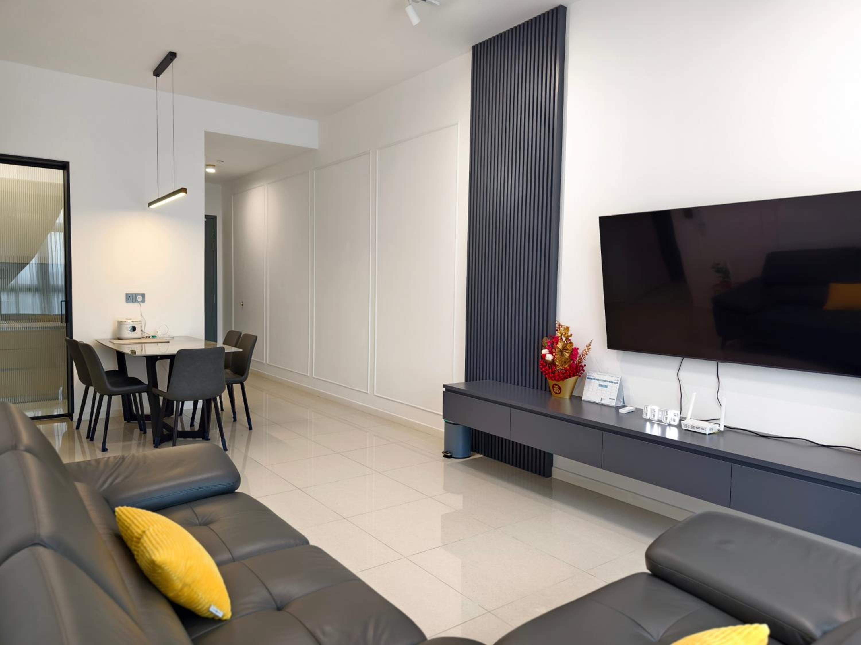 Paradigm Residence 3BR 6PaxRelaxStyle