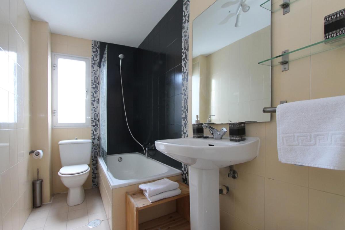 Apartamentos Goyescas Deco