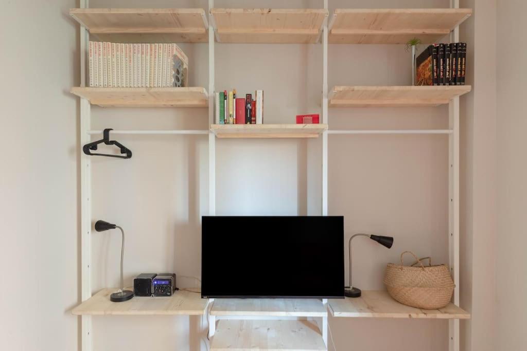 Modern Spacious Apartment on the Tevere