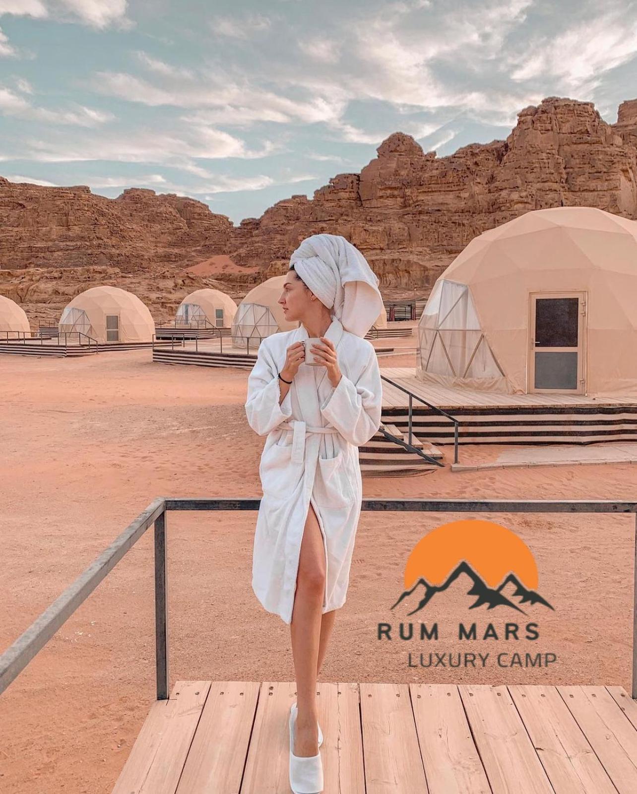 RUM MARS lUXURY CAMP view 3