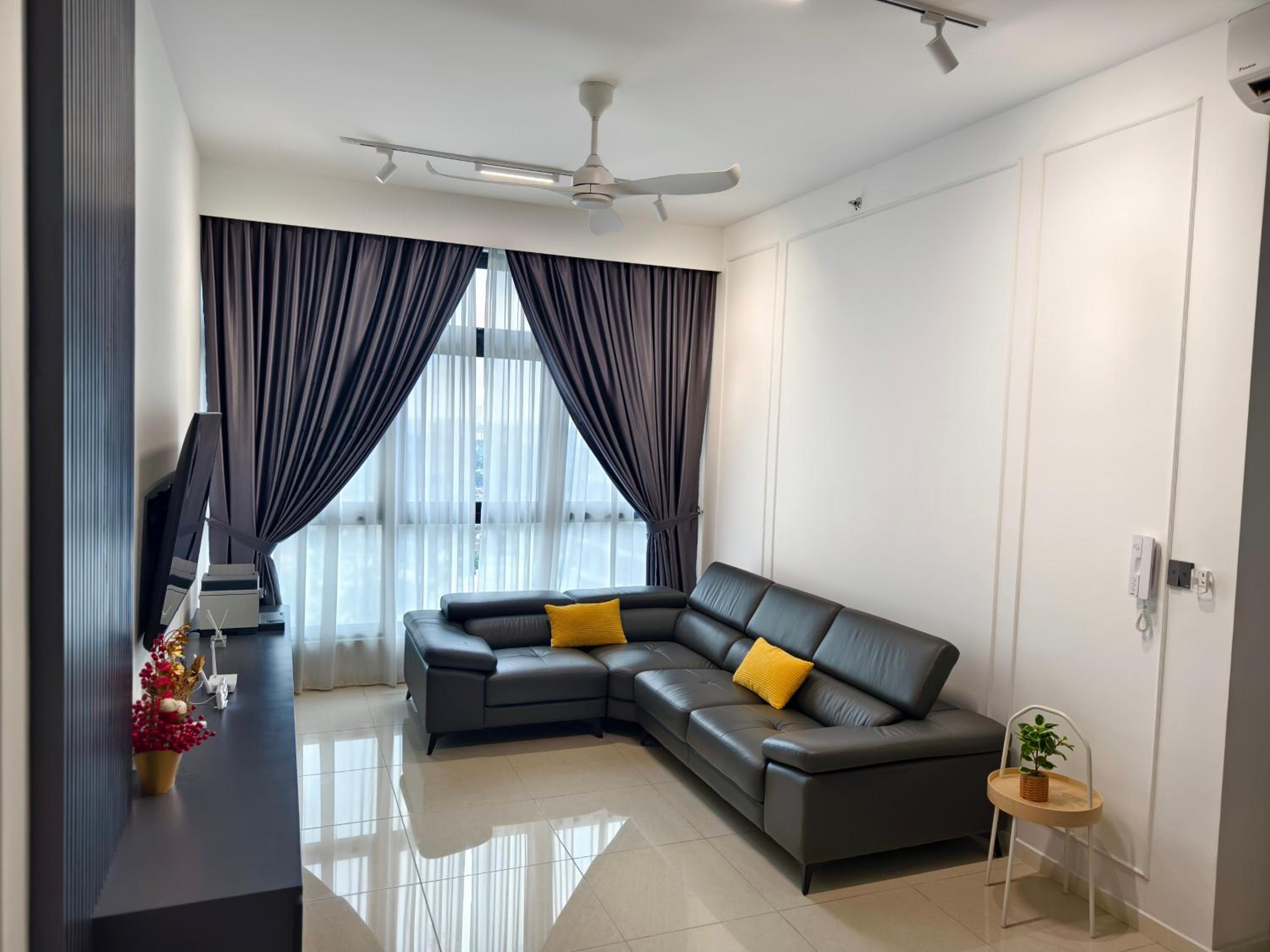 Paradigm Residence 3BR 6PaxRelaxStyle