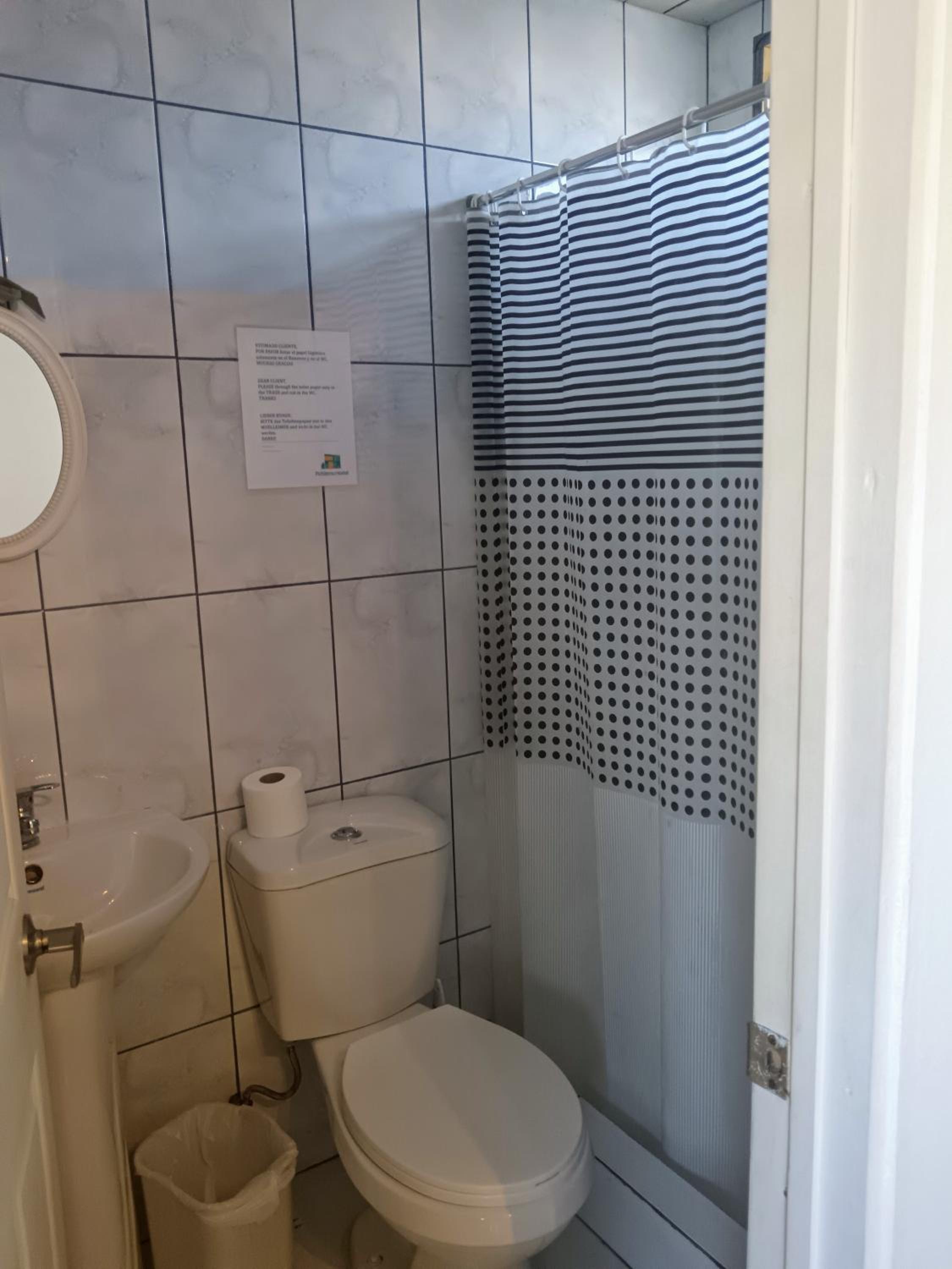 Pichilemuhostel SurfersView