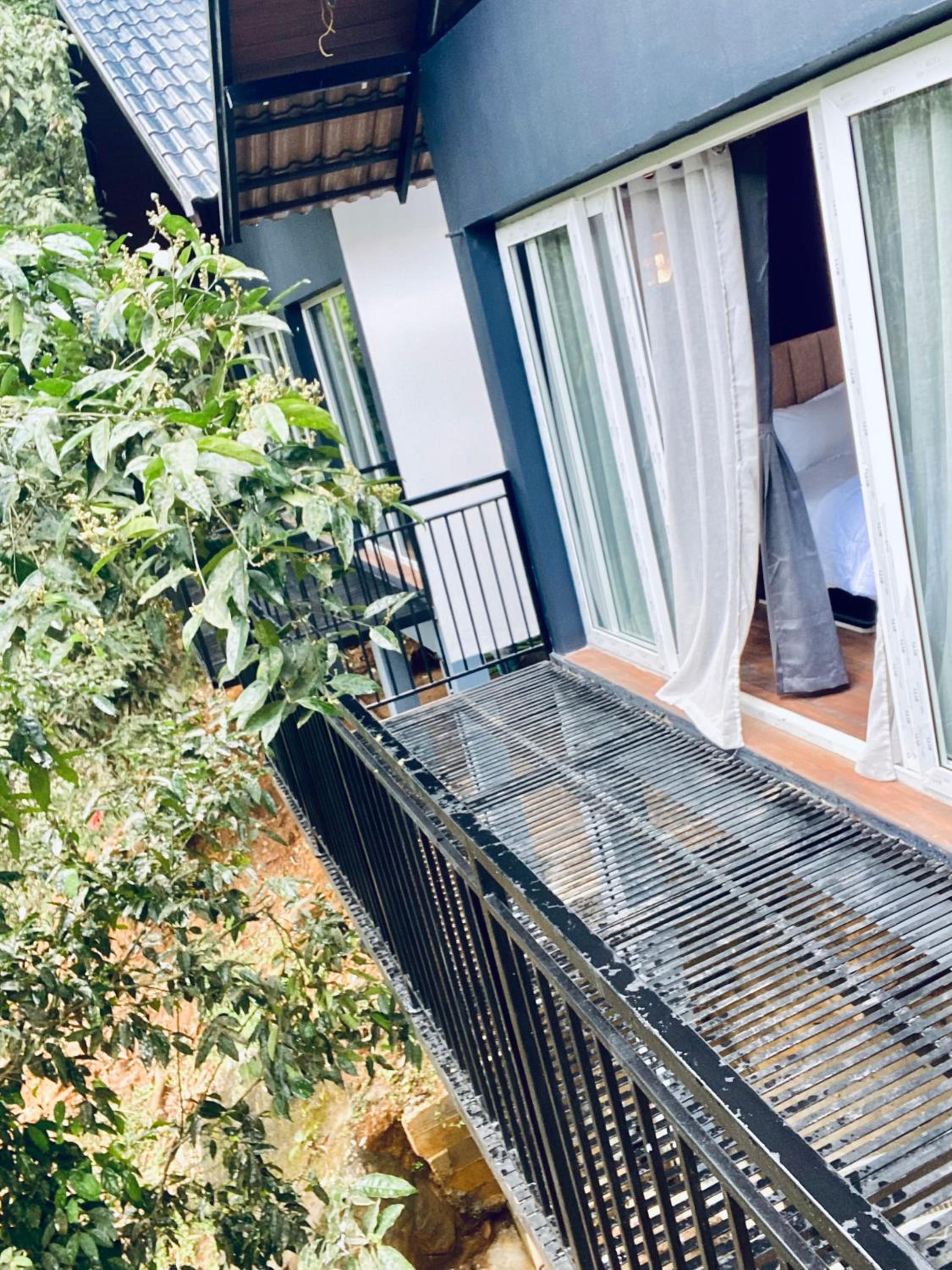 SR Villa - Serenity by riverside view 4