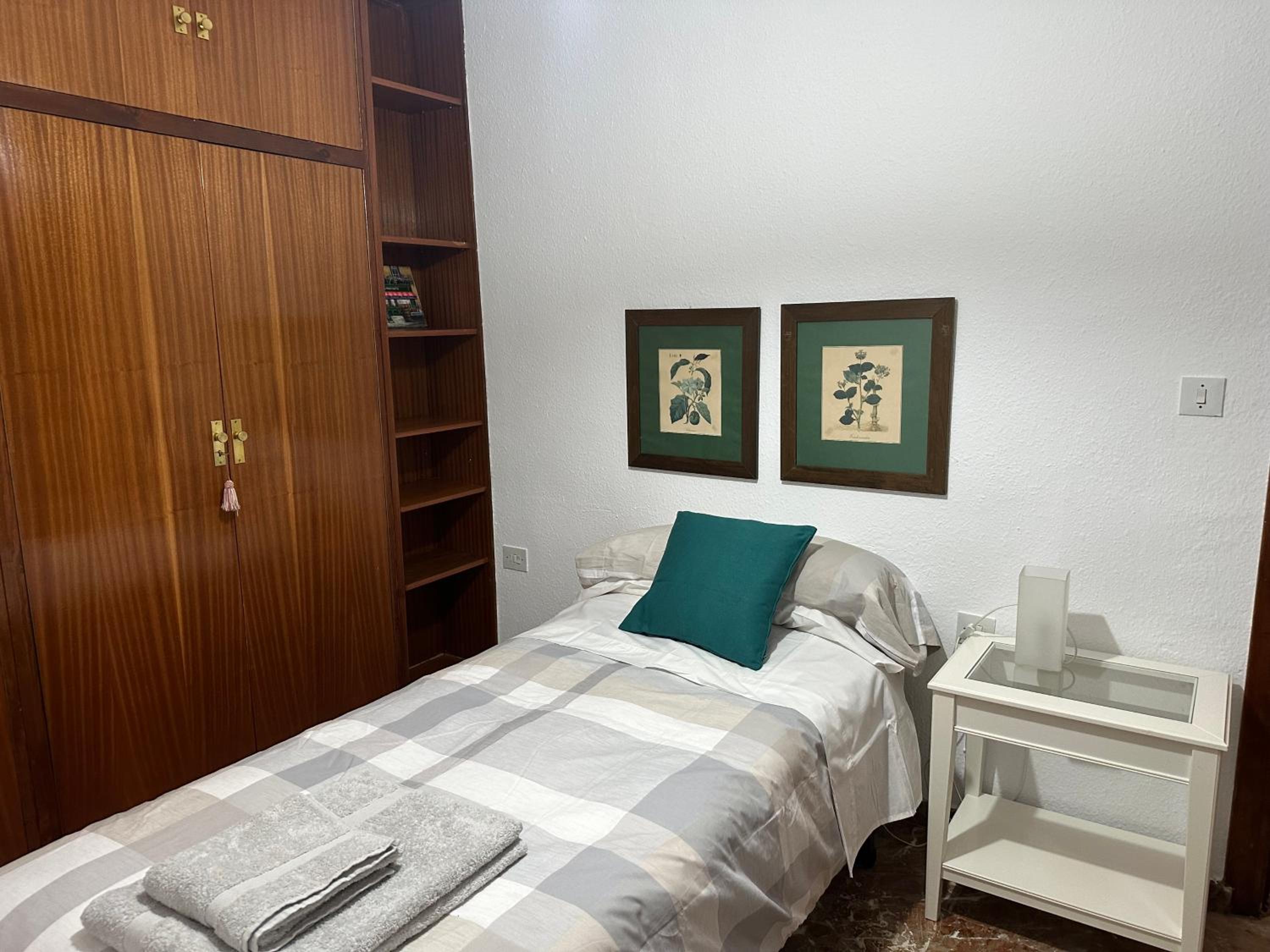 Amplio y luminoso apartamento en el centro de Granada